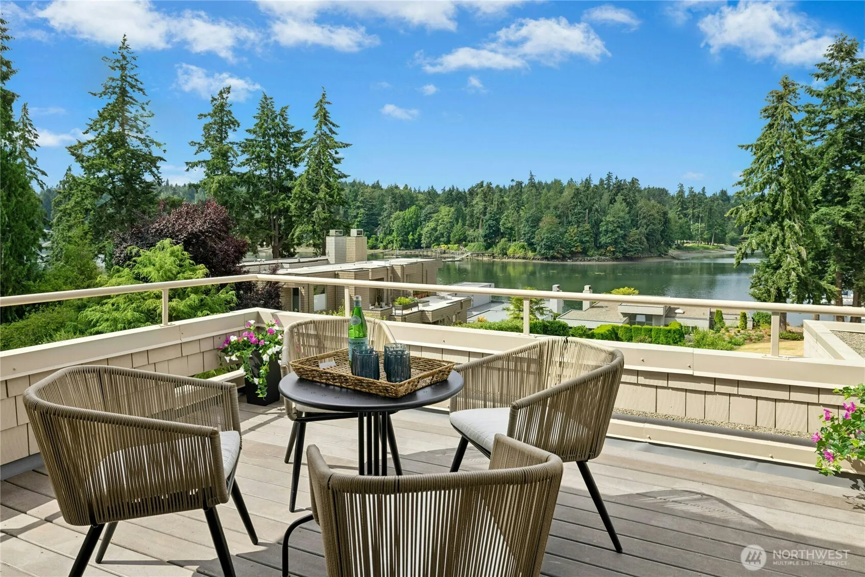 Property photo for 601 Winslow Way W, Bainbridge Island