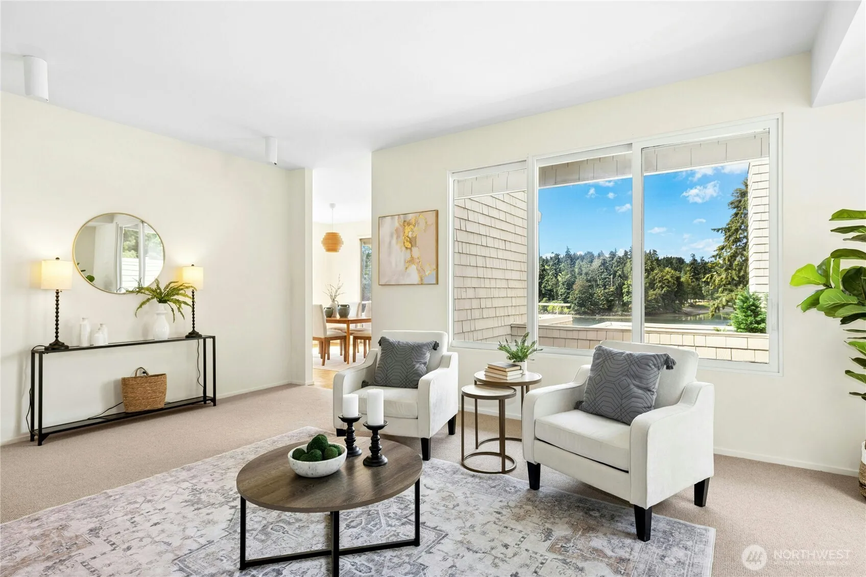 Property photo for 601 Winslow Way W, Bainbridge Island photo 4