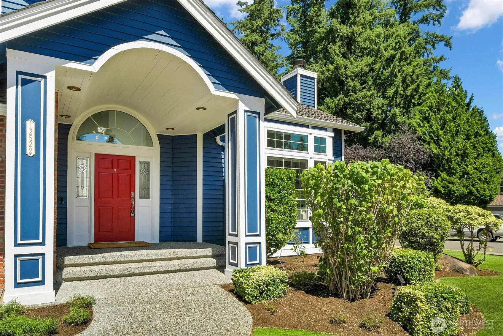 Property photo for 12522 Ne 164th Street, Woodinville photo 2