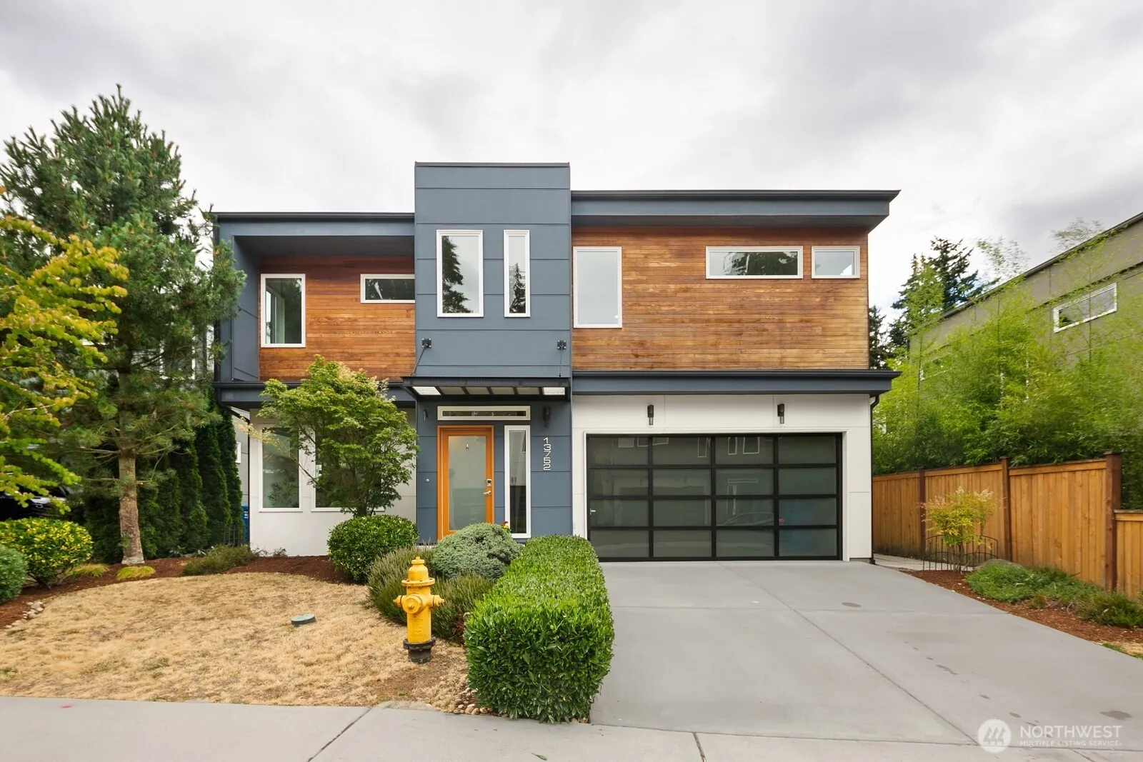 Property photo for 13752 Wayne Place N, Seattle