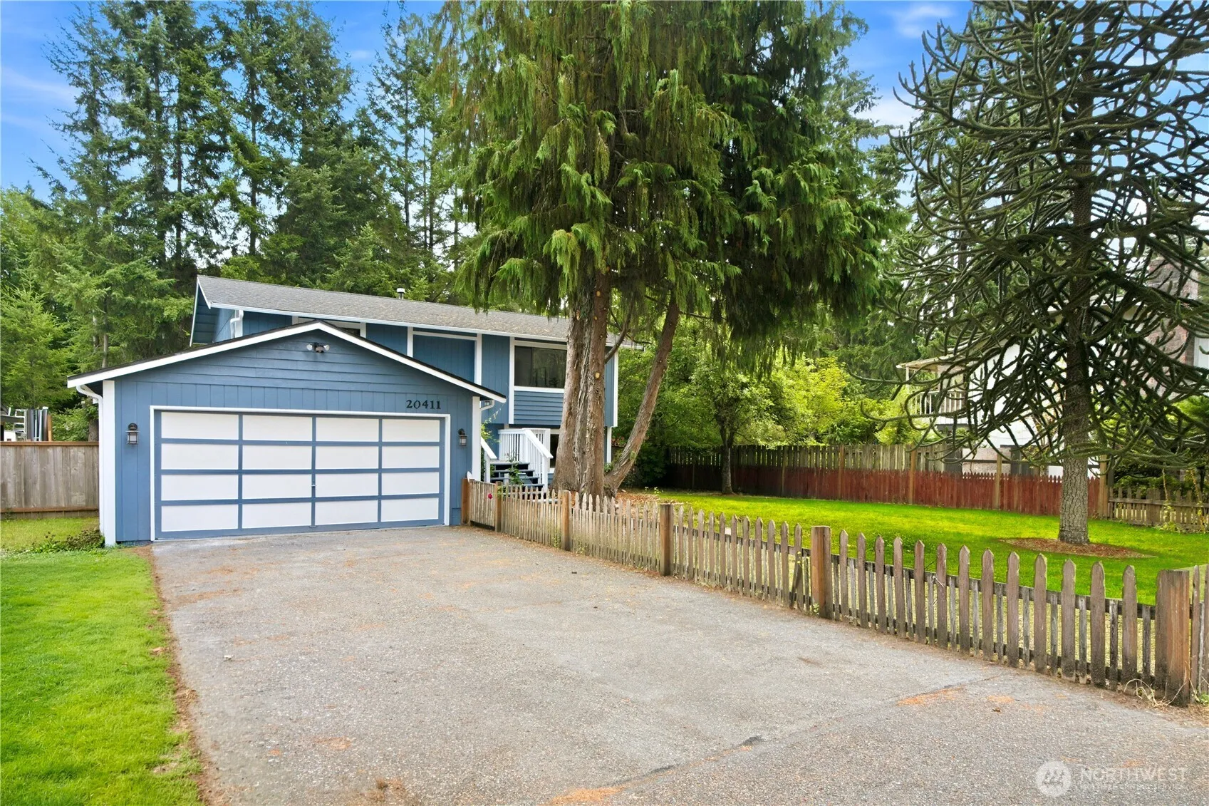 Property photo for 20411 14th Drive Se, Bothell photo 2