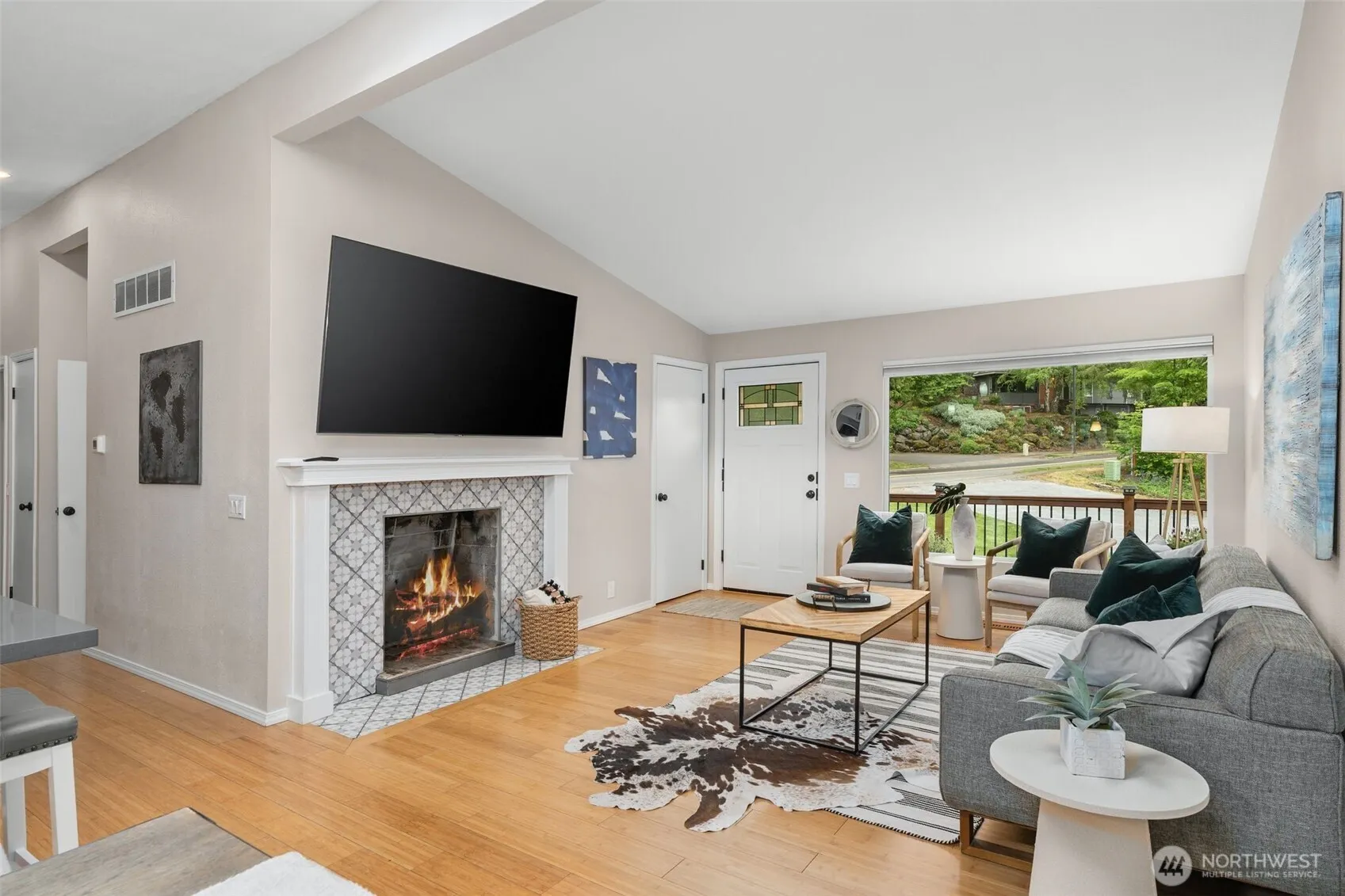 Property photo for 14009 13th Avenue Sw, Burien photo 5