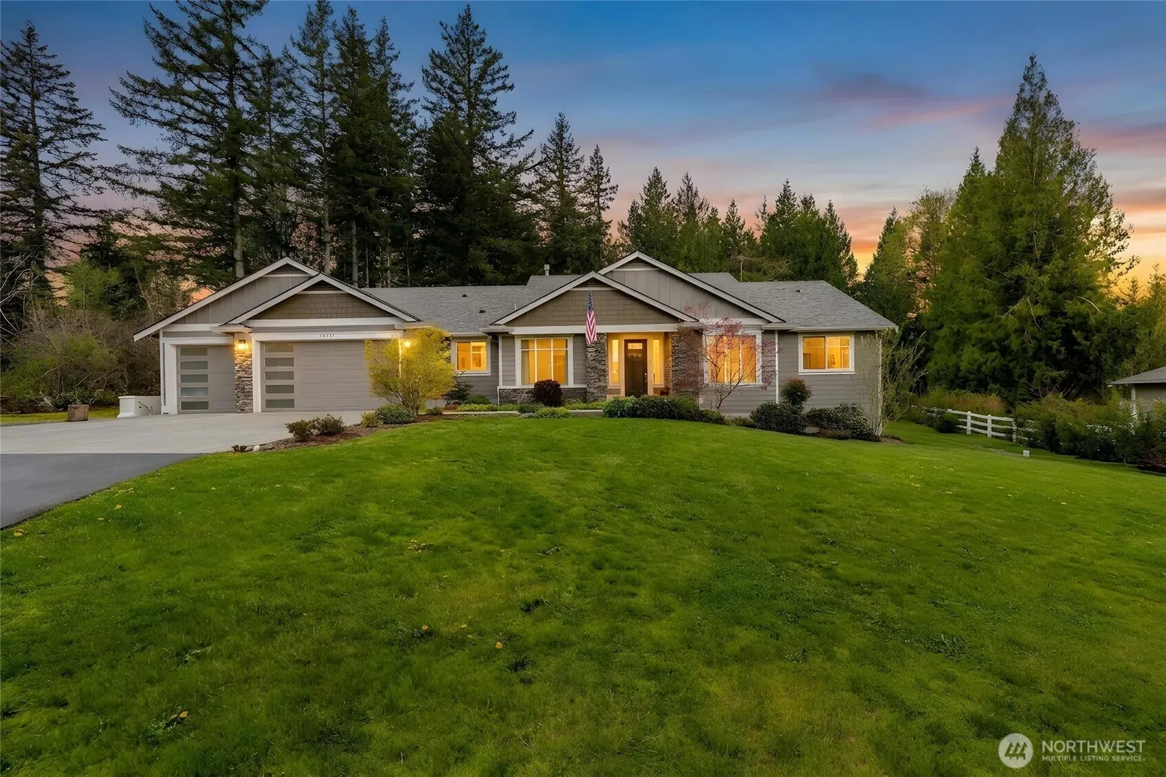 Property photo for 18727 55th Street Se, Snohomish