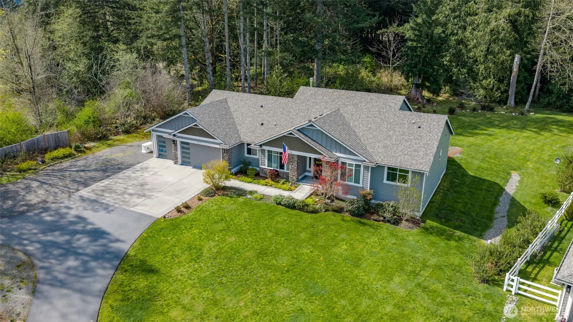 Property photo for 18727 55th Street Se, Snohomish photo 2