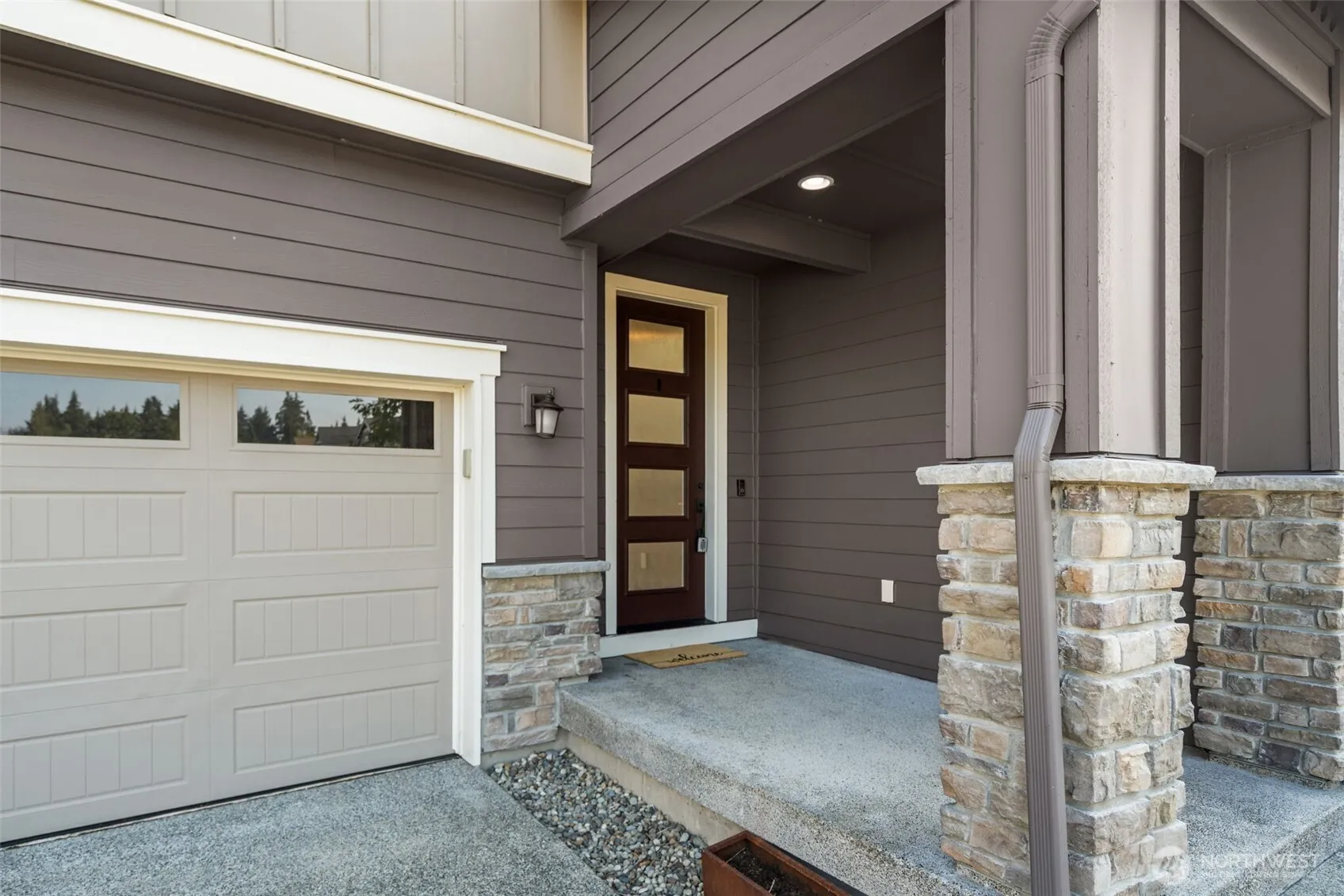 Property photo for 3914 Sentinel Drive, Gig Harbor photo 2