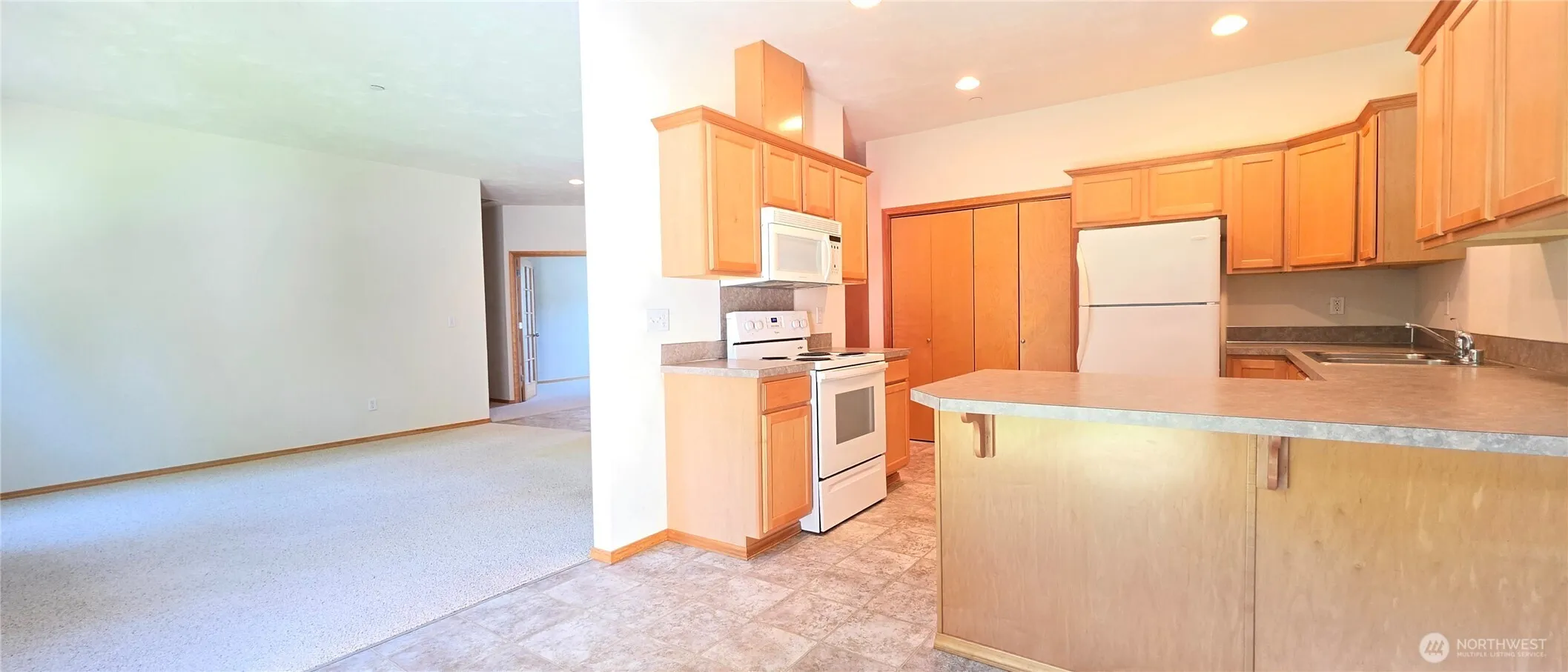 Property photo for 50 E Beaumont Drive ##b, Shelton photo 5