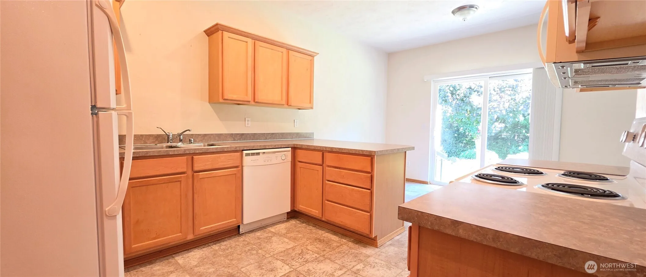 Property photo for 50 E Beaumont Drive ##b, Shelton photo 4