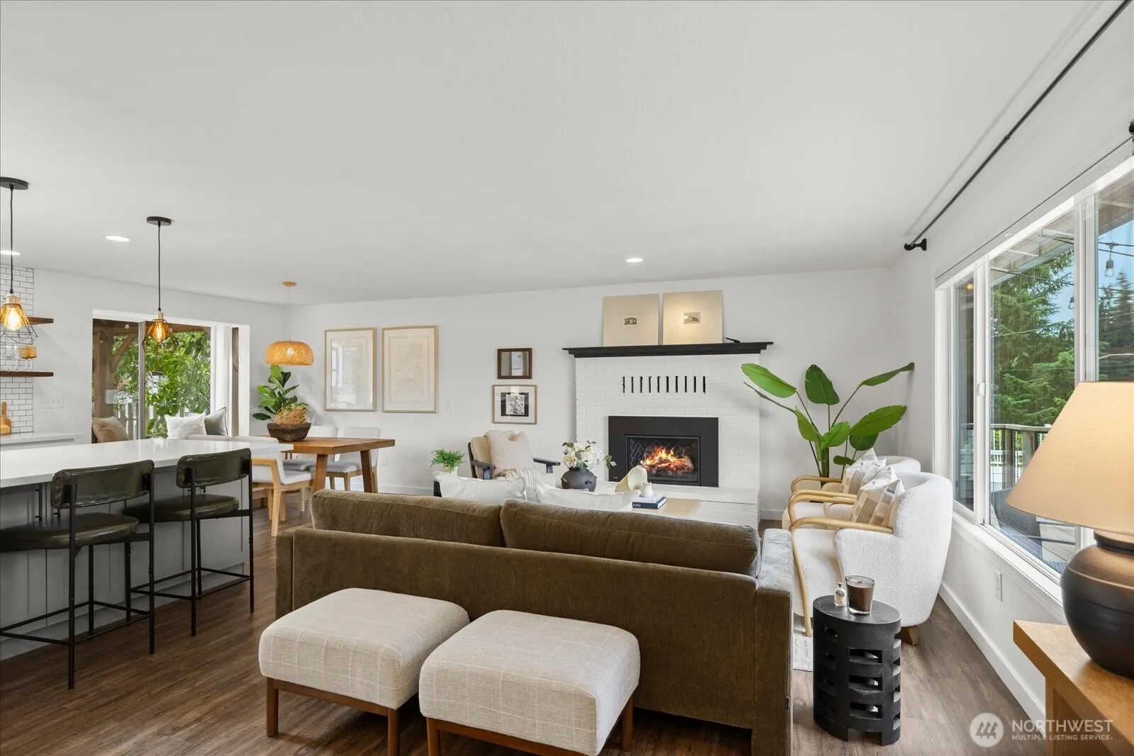 Property photo for 18015 Homeview Drive, Edmonds photo 4