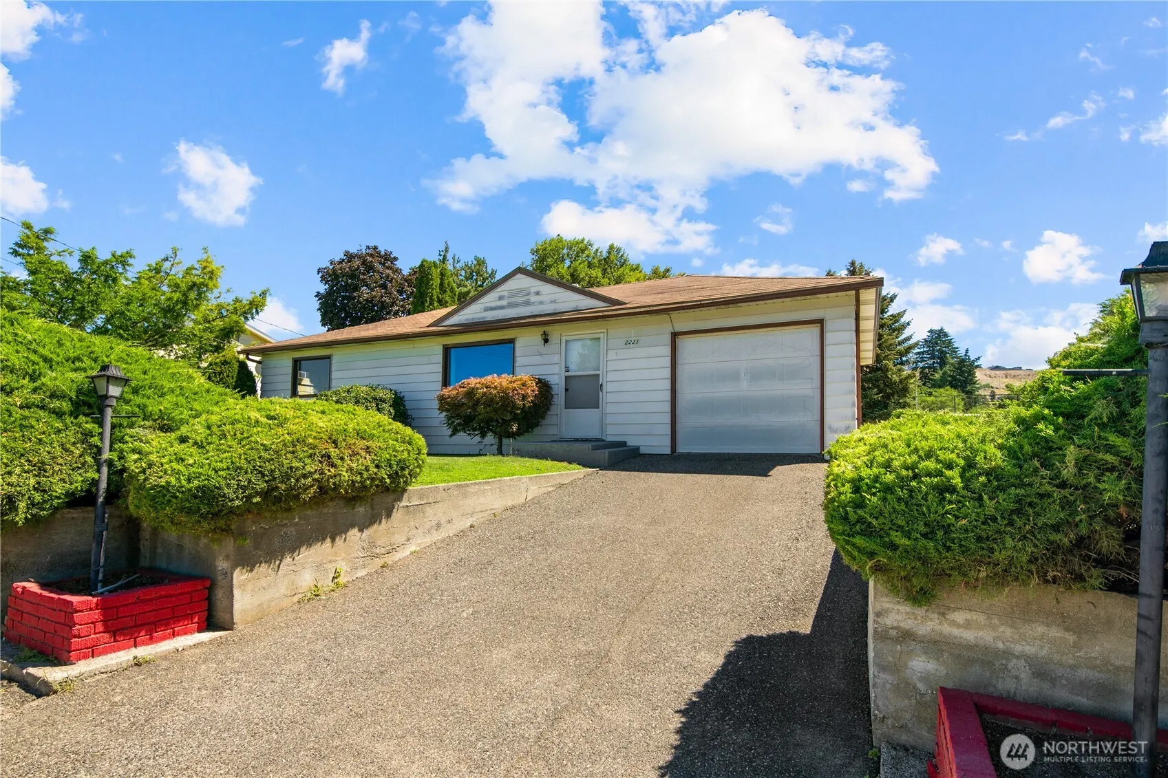 Property photo for 2221 Ashland Ave, East Wenatchee