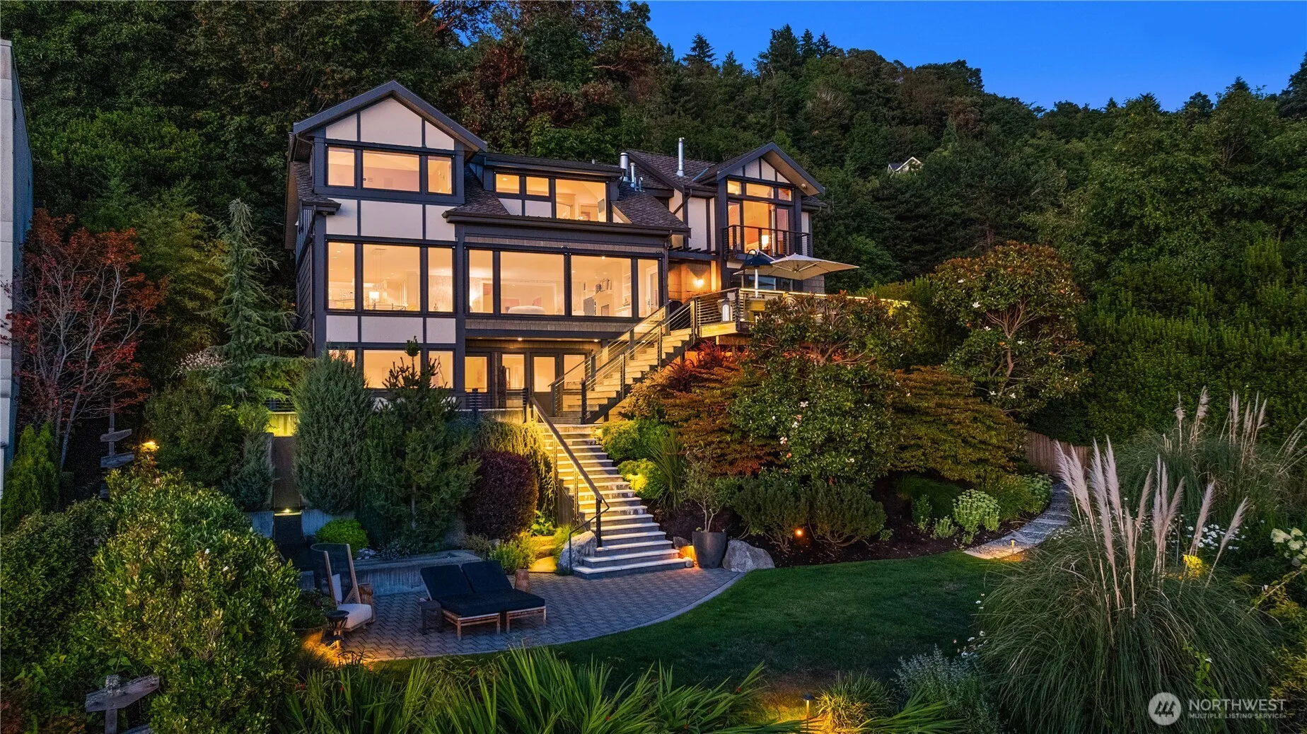 Property photo for 10411 Maplewood Place Sw, Seattle