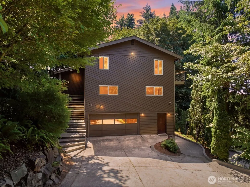 Property photo for 28611 16th Avenue S, Federal Way