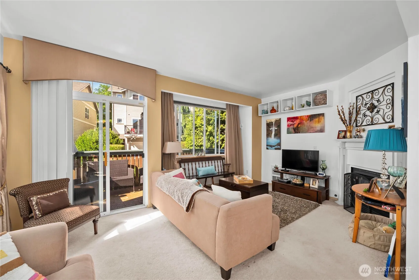 Property photo for 821 Sunset Boulevard Ne #f1, Renton photo 4