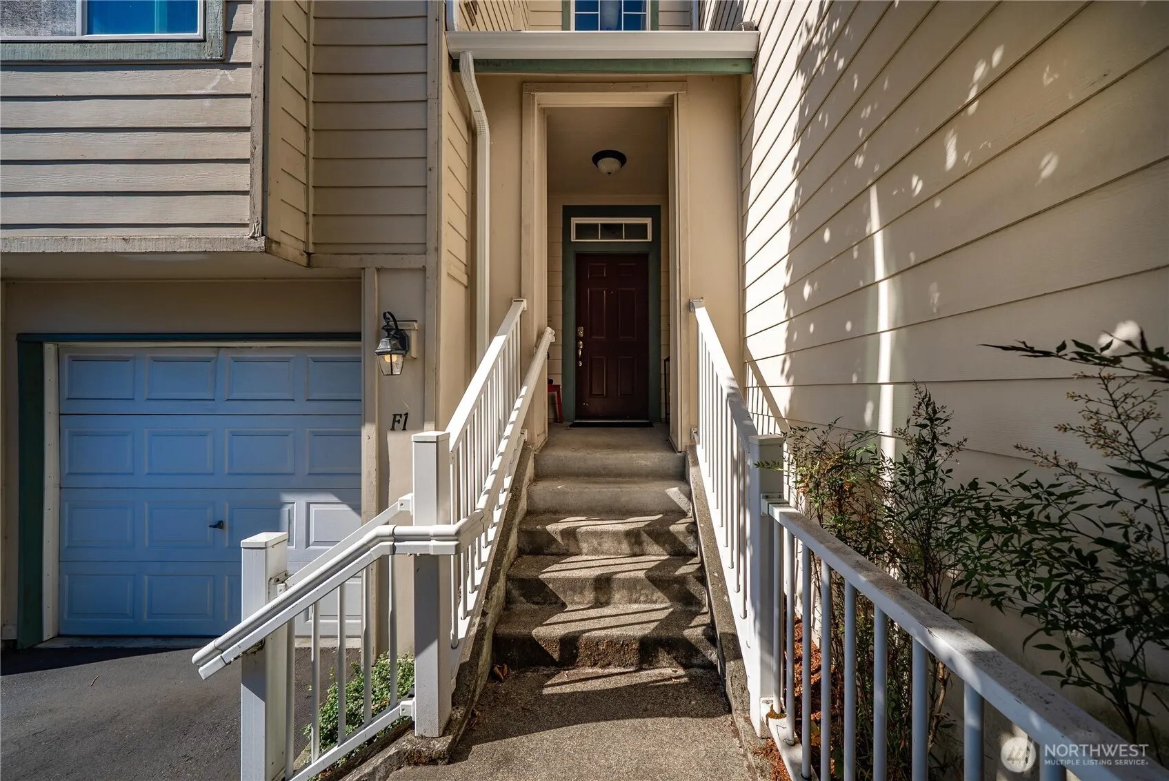 Property photo for 821 Sunset Boulevard Ne #f1, Renton photo 3