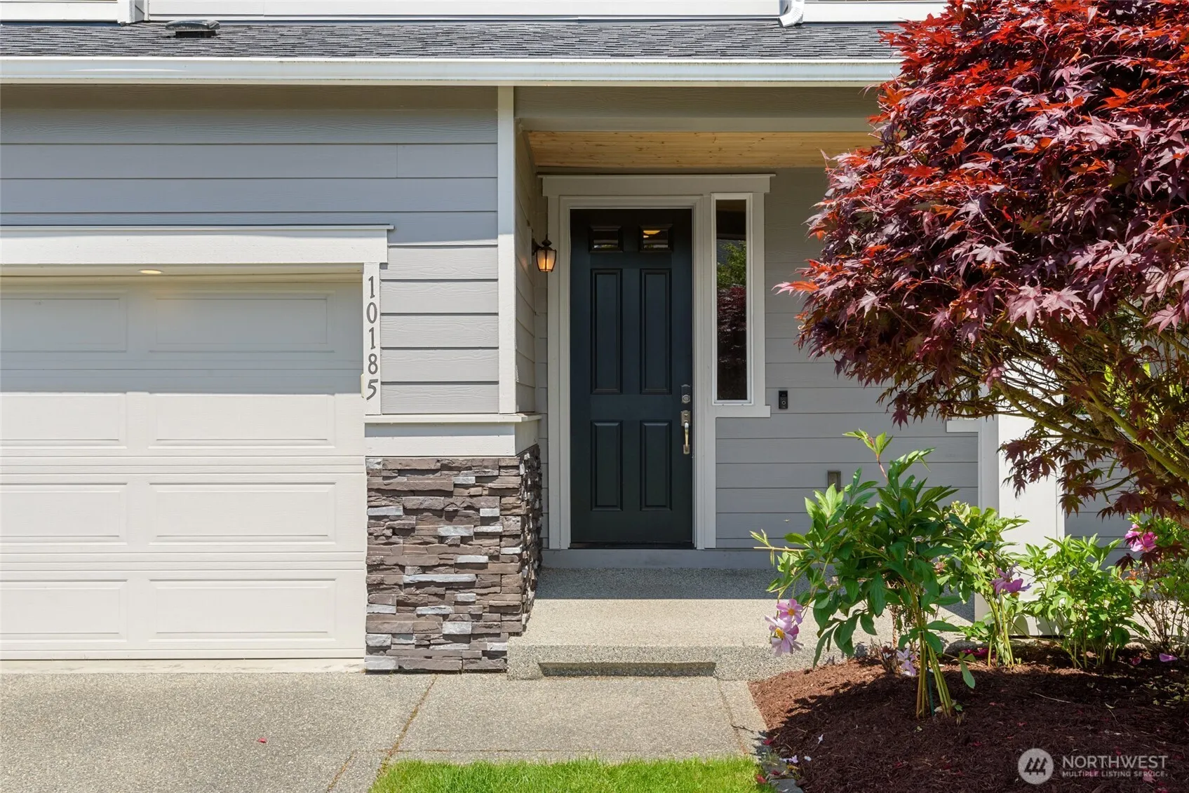 Property photo for 10185 33rd Place Ne, Lake Stevens photo 2