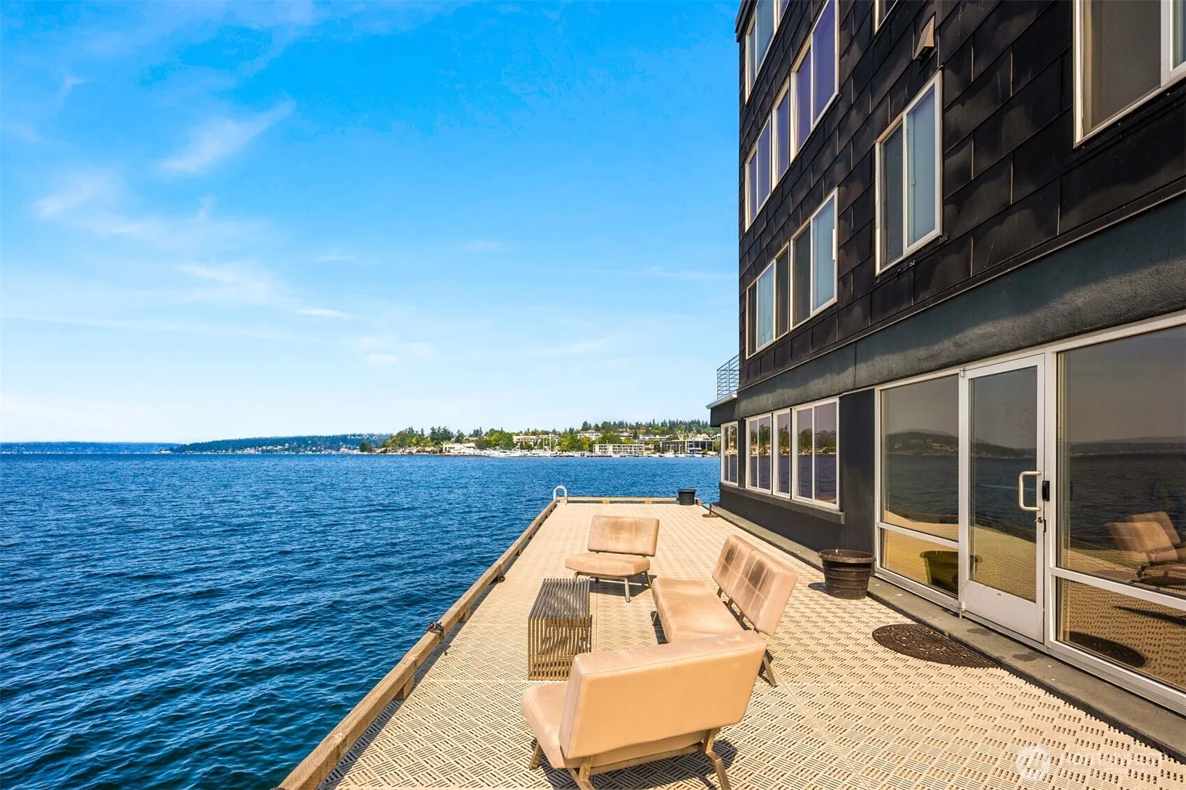 Property photo for 733 Lake Street S #101, Kirkland photo 4