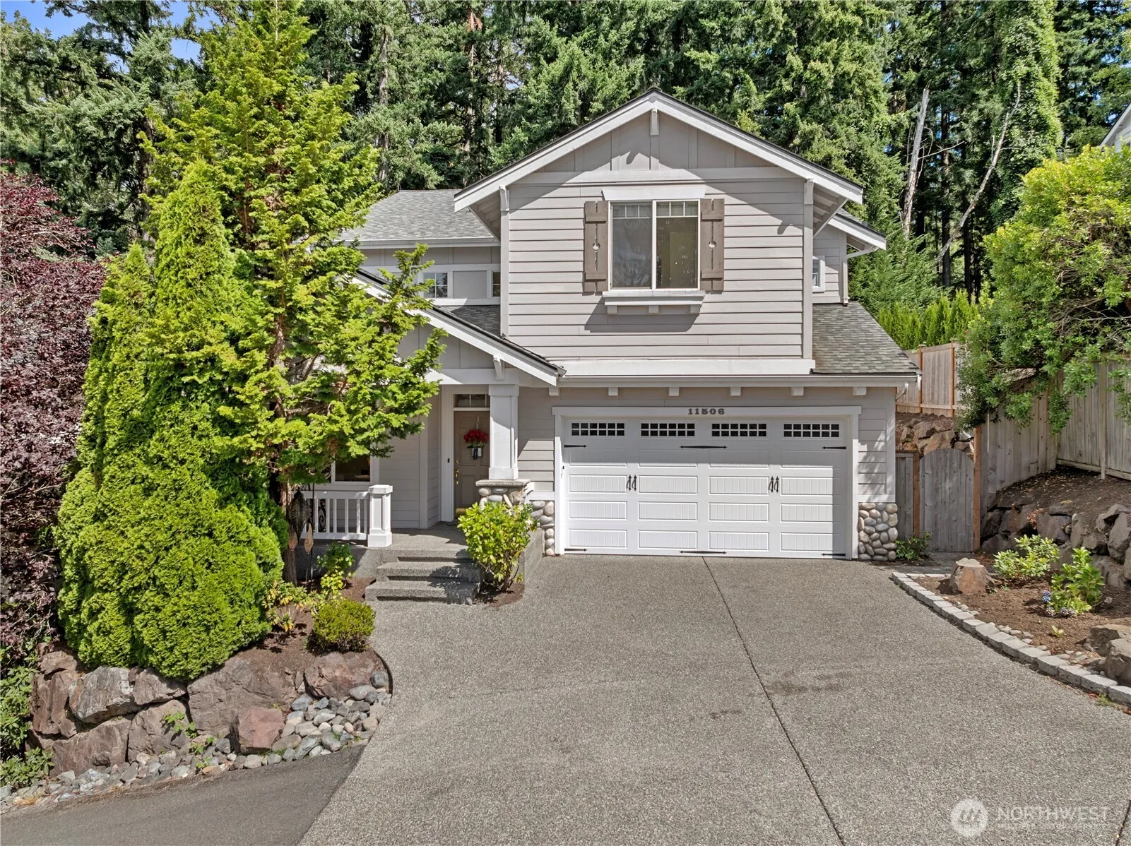Property photo for 11506 79th Way Ne, Kirkland photo 2