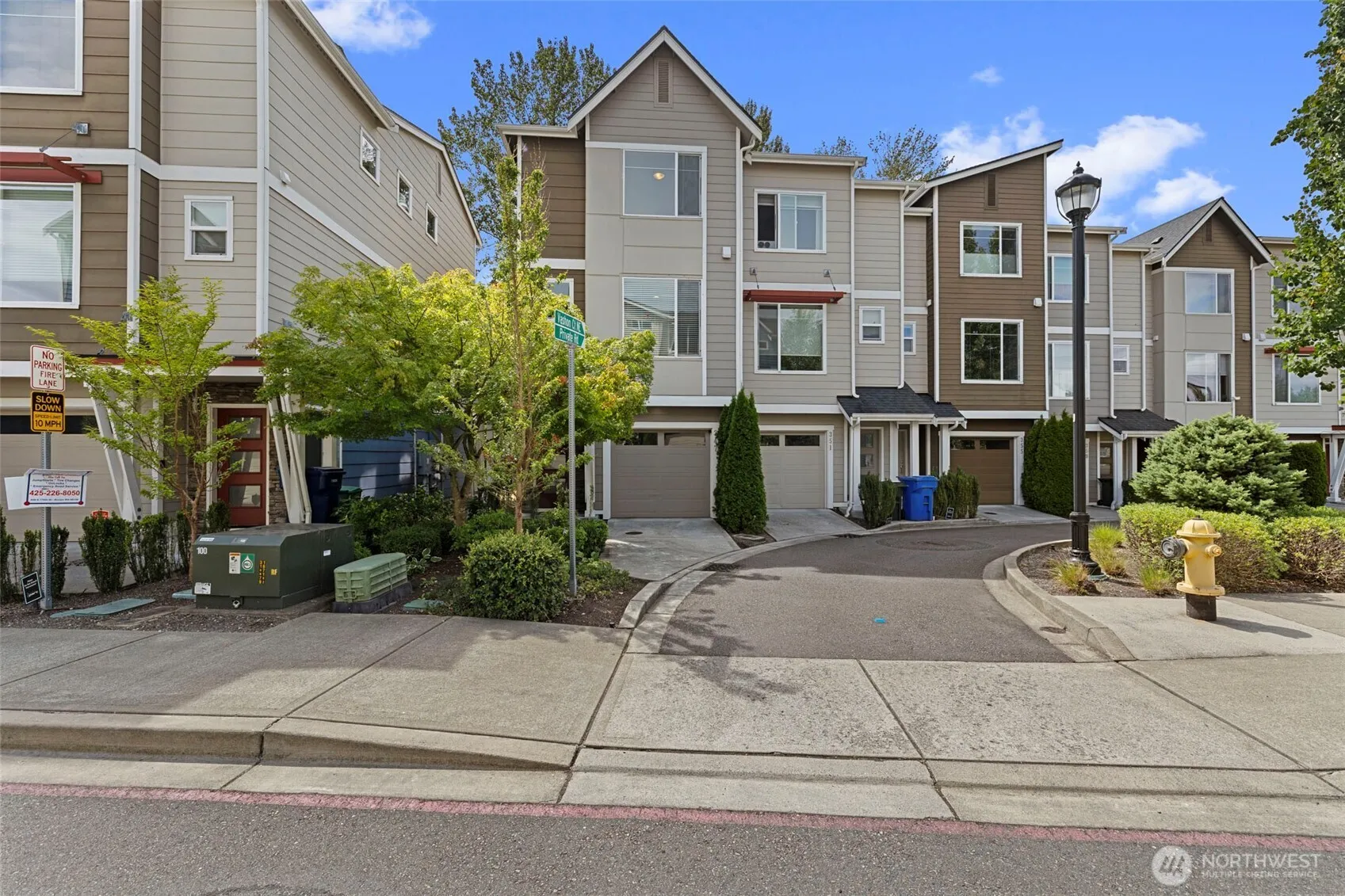 Property photo for 347 Vashon Court Ne, Renton