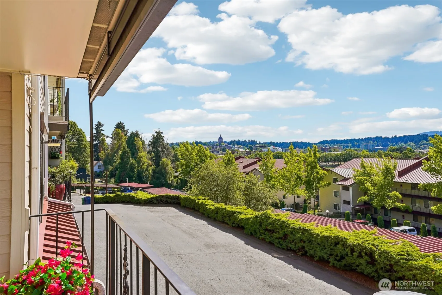 Property photo for 908 East Bay Drive Ne #e-104, Olympia photo 4