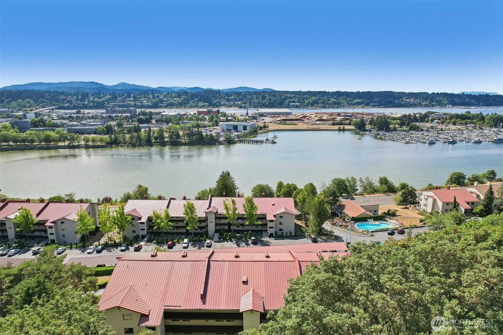 Property photo for 908 East Bay Drive Ne #e-104, Olympia