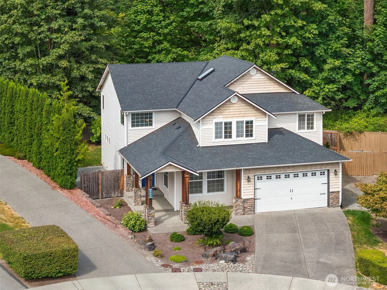 Property photo for 803 79th Drive Ne, Lake Stevens