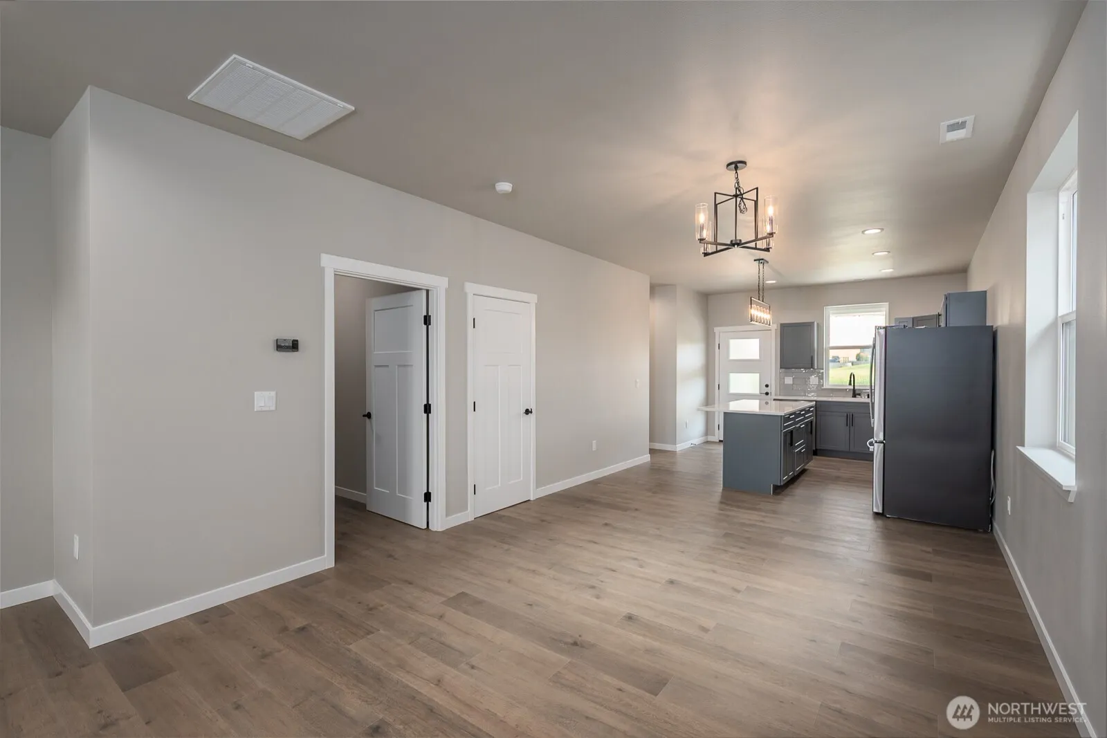 Property photo for 6651 Clubhouse Drive Se #92, Othello photo 4
