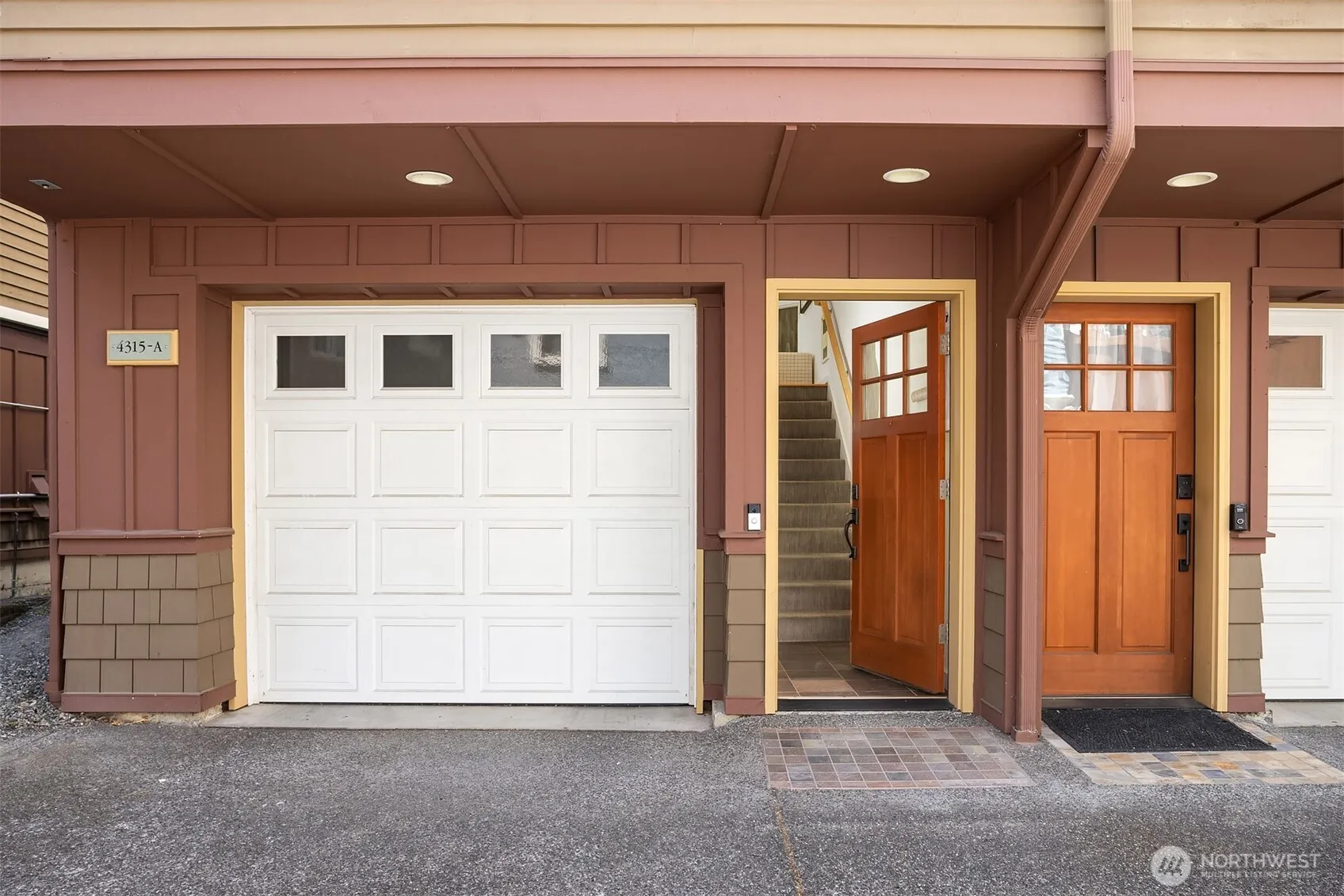 Property photo for 4315 Linden Avenue N #a, Seattle photo 3