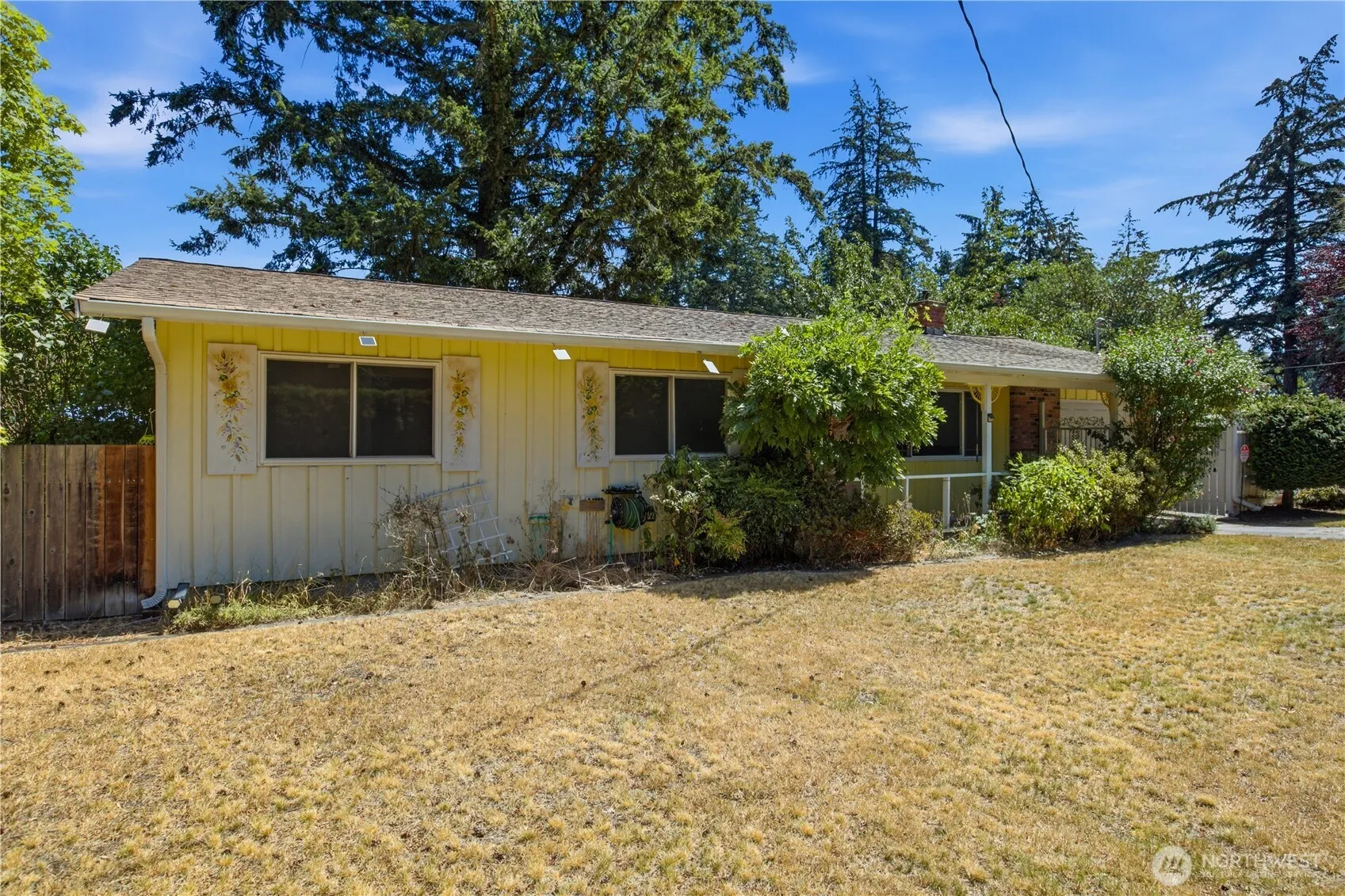 Property photo for 10021 Ainsworth Avenue S, Tacoma photo 2