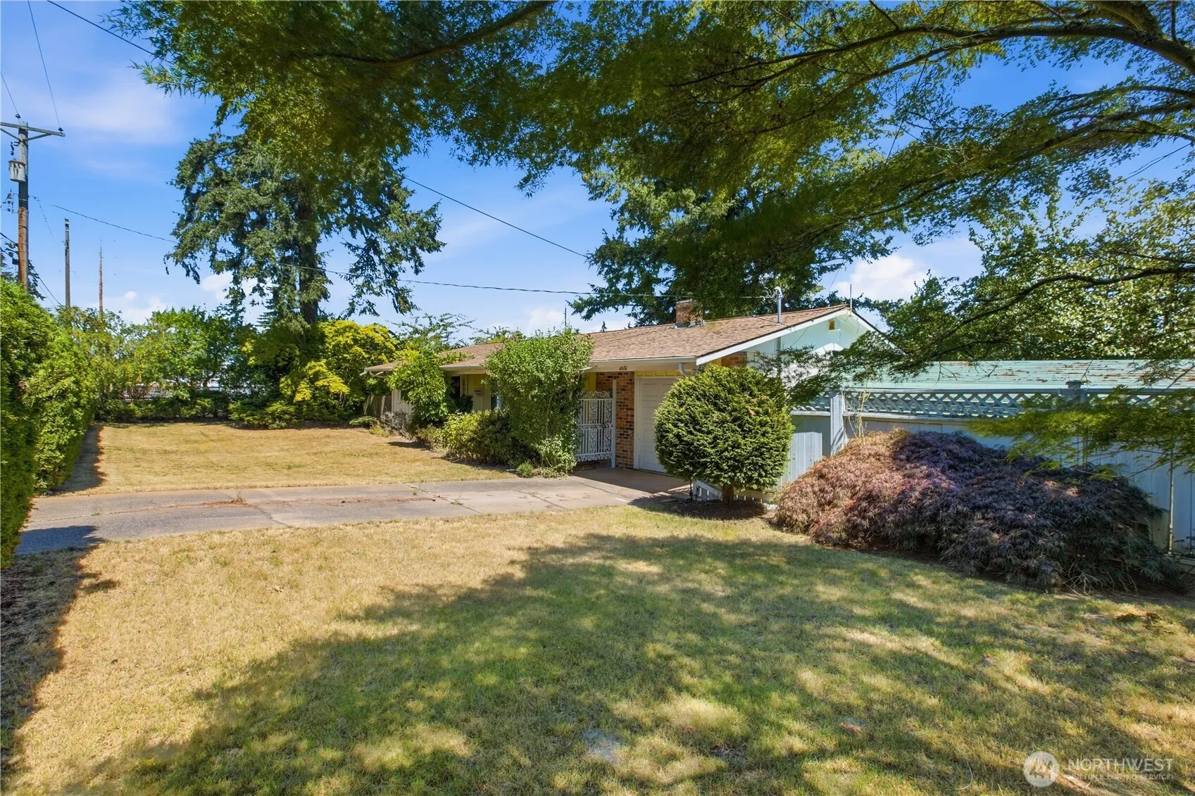 Property photo for 10021 Ainsworth Avenue S, Tacoma photo 4