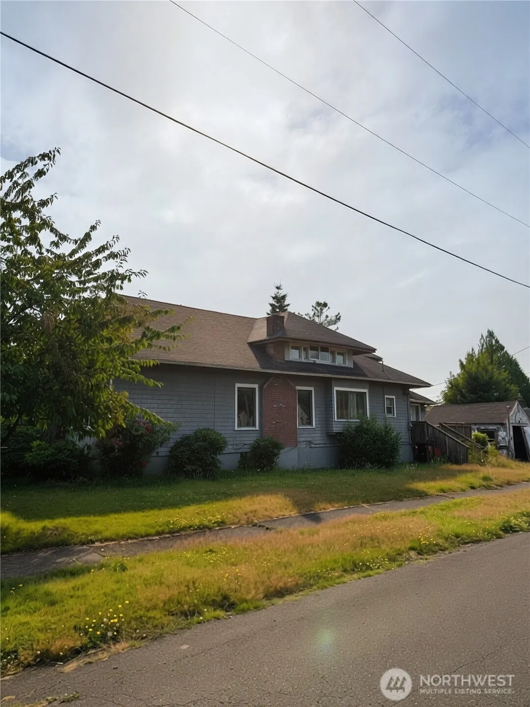 Property photo for 906 Maple Street, Hoquiam photo 2