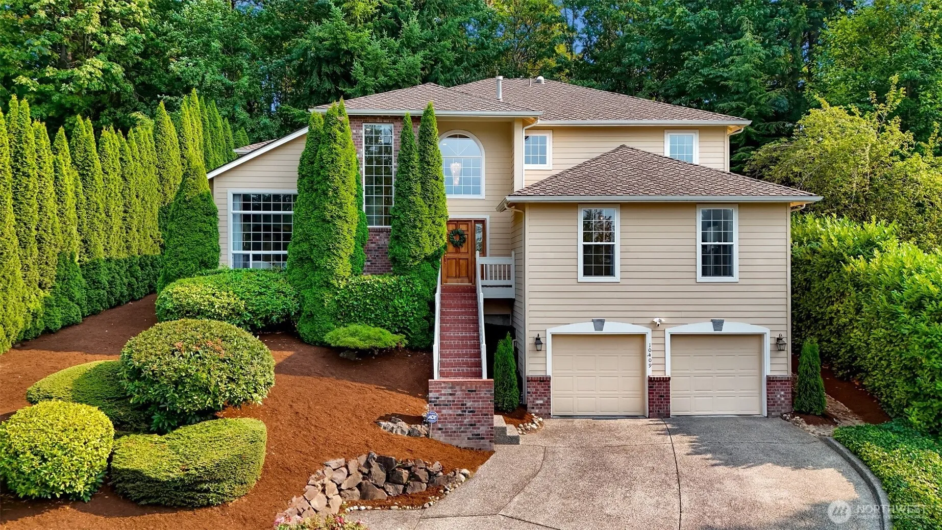 Property photo for 10409 Ne 151st Place, Bothell