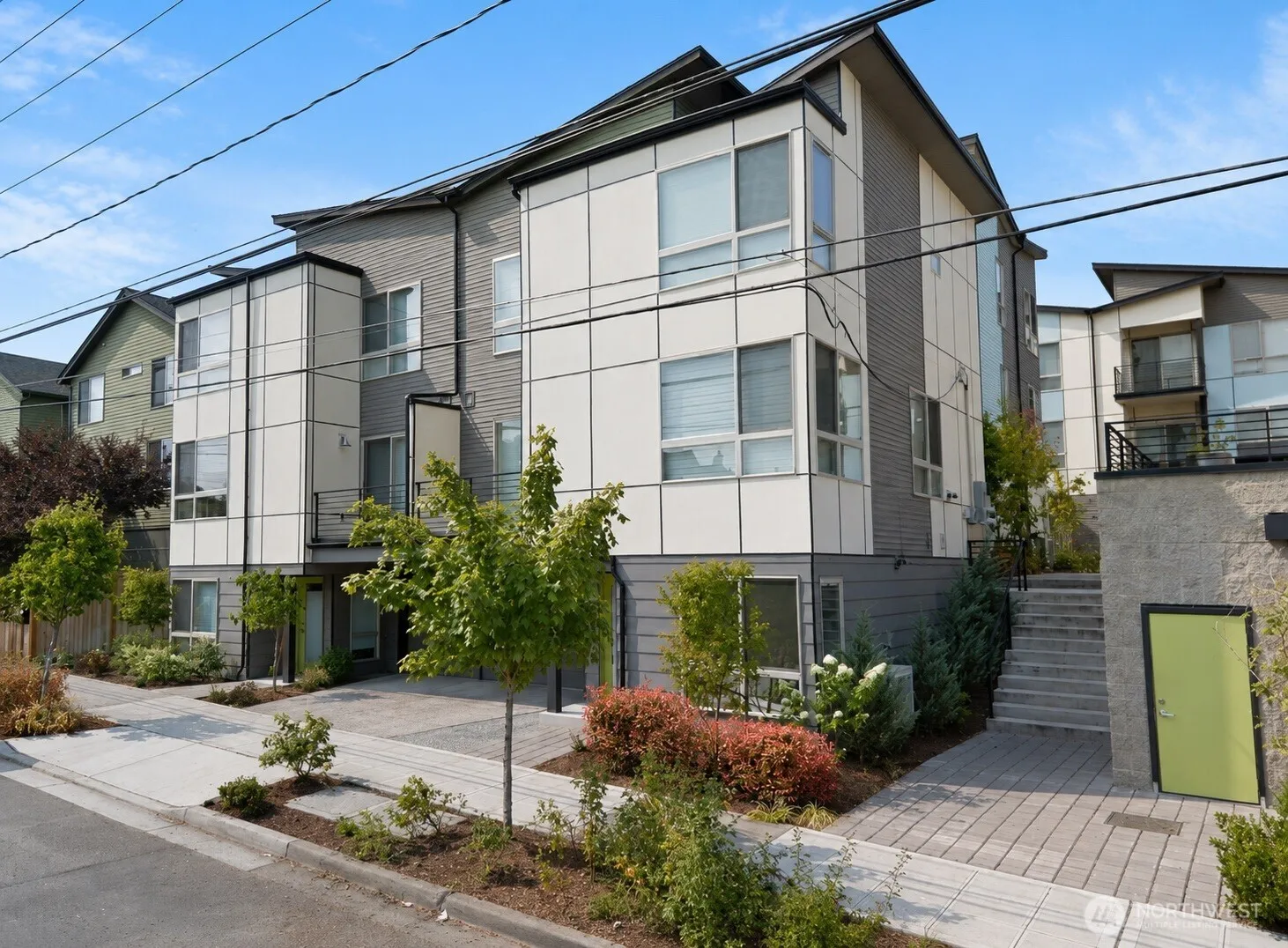 Property photo for 4767 35th Avenue S, Seattle photo 3