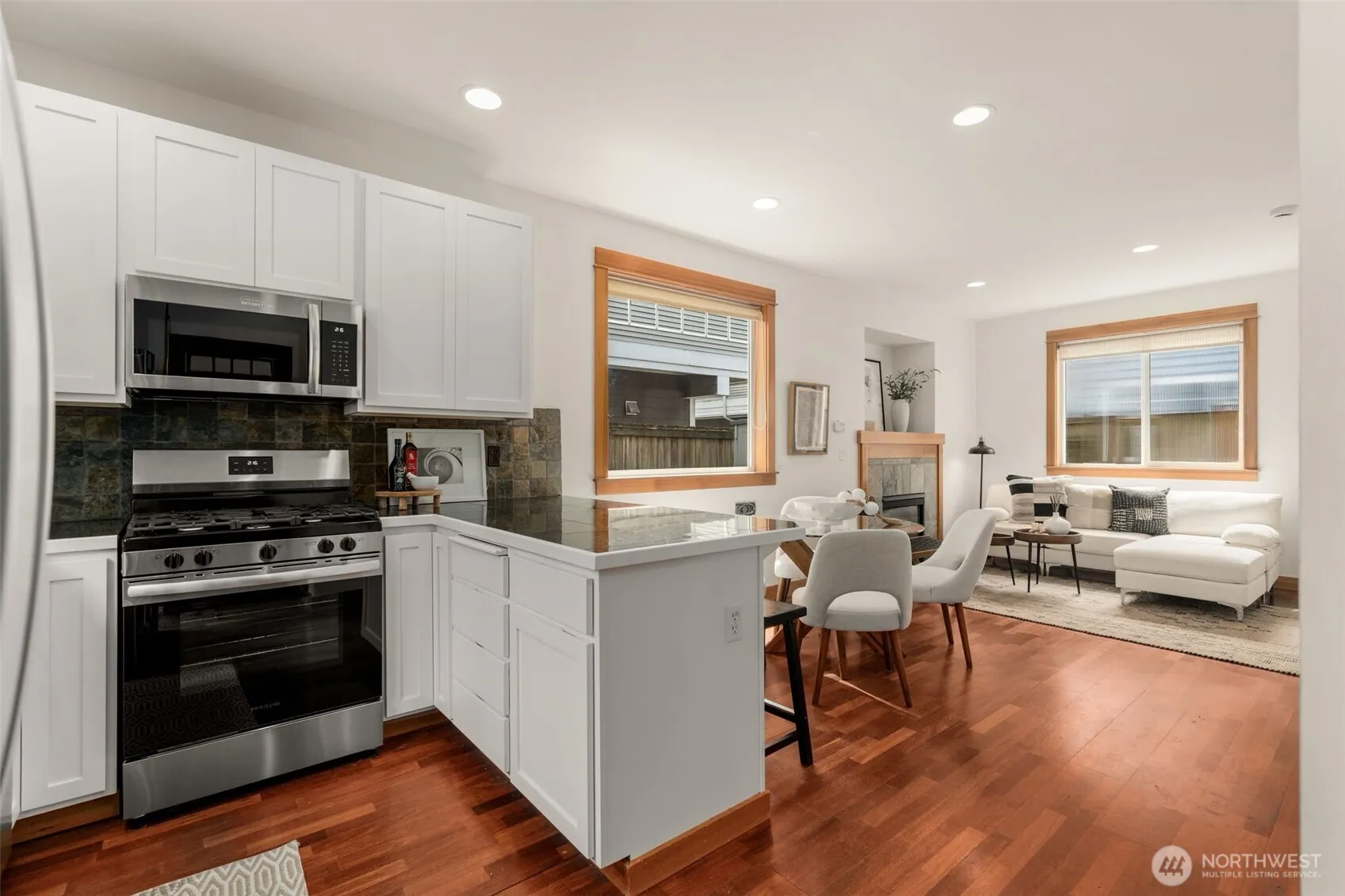 Property photo for 9121 23rd Avenue Ne, Seattle photo 5