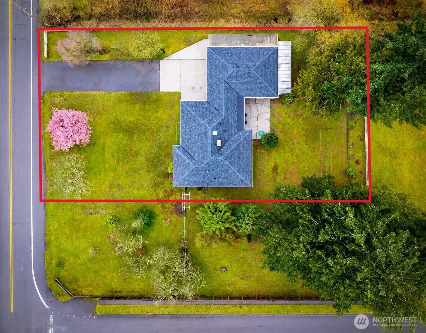 Property photo for 5907 88th St Ne, Marysville photo 2