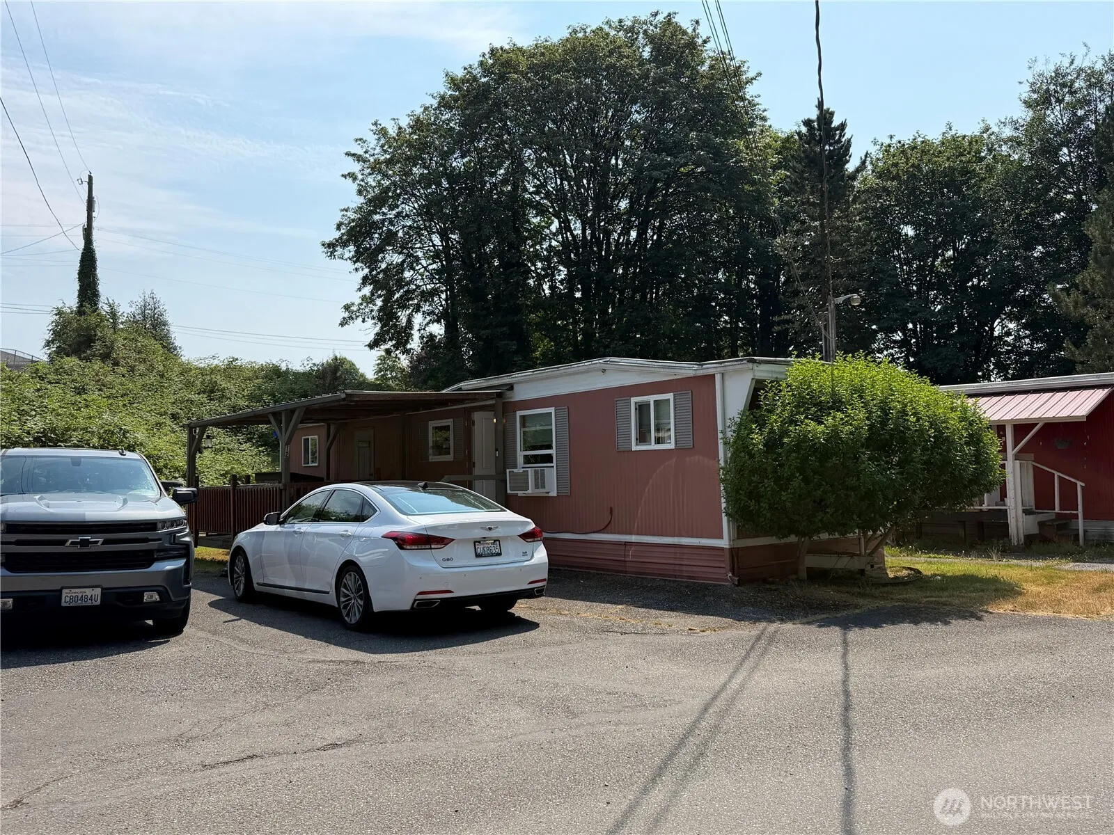 Property photo for 105 E Cox Avenue #12, Arlington photo 3