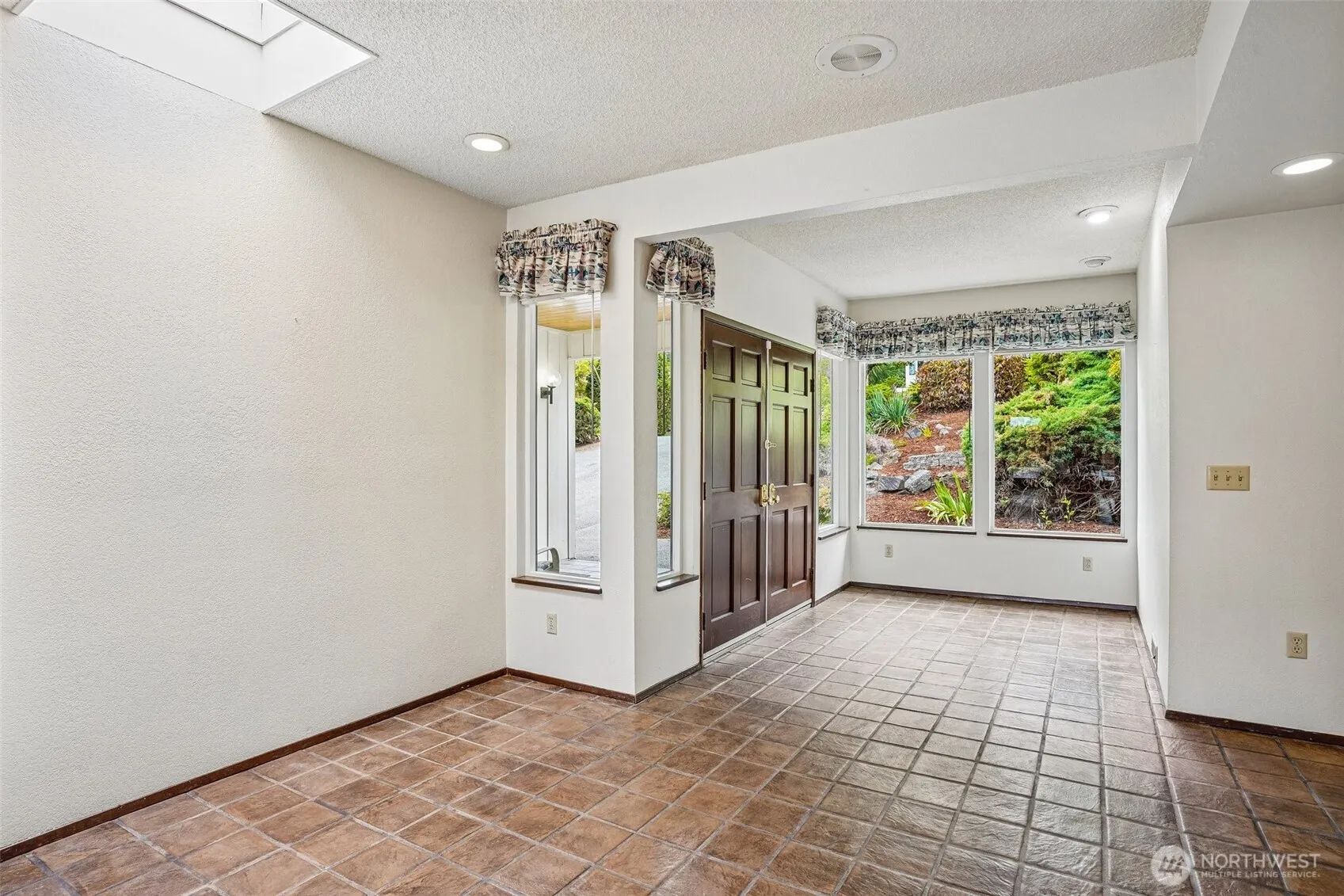 Property photo for 1027 Crestwood Lane, Fircrest photo 4