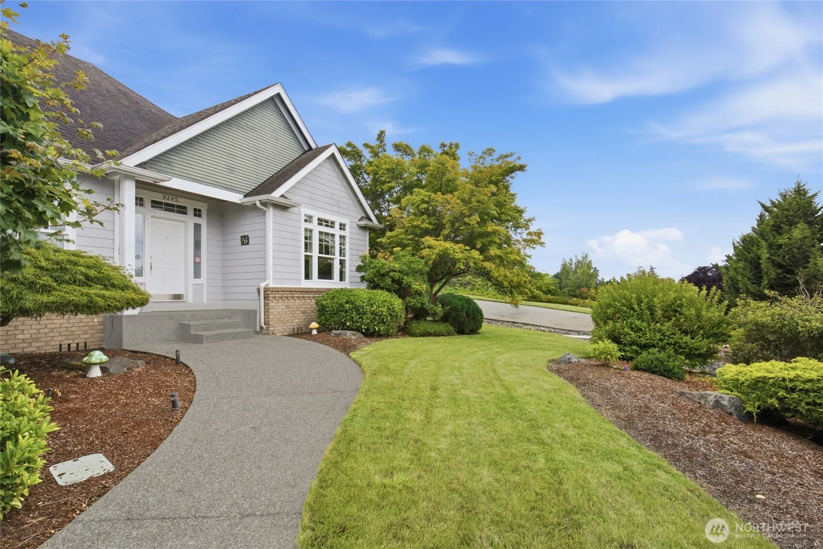 Property photo for 9245 Piperhill Drive Se, Olympia photo 2