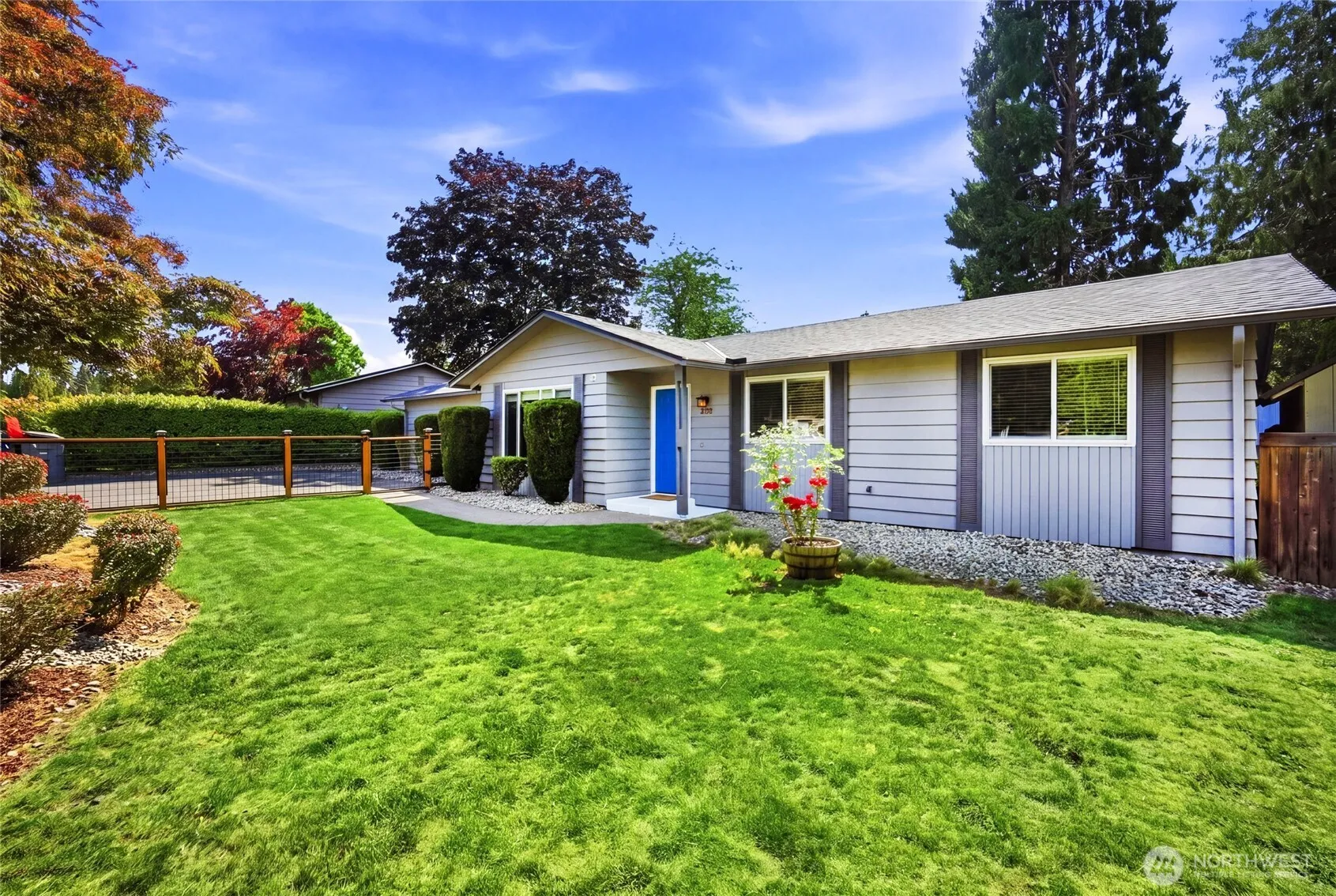 Property photo for 6208 Sycamore Place, Everett photo 2
