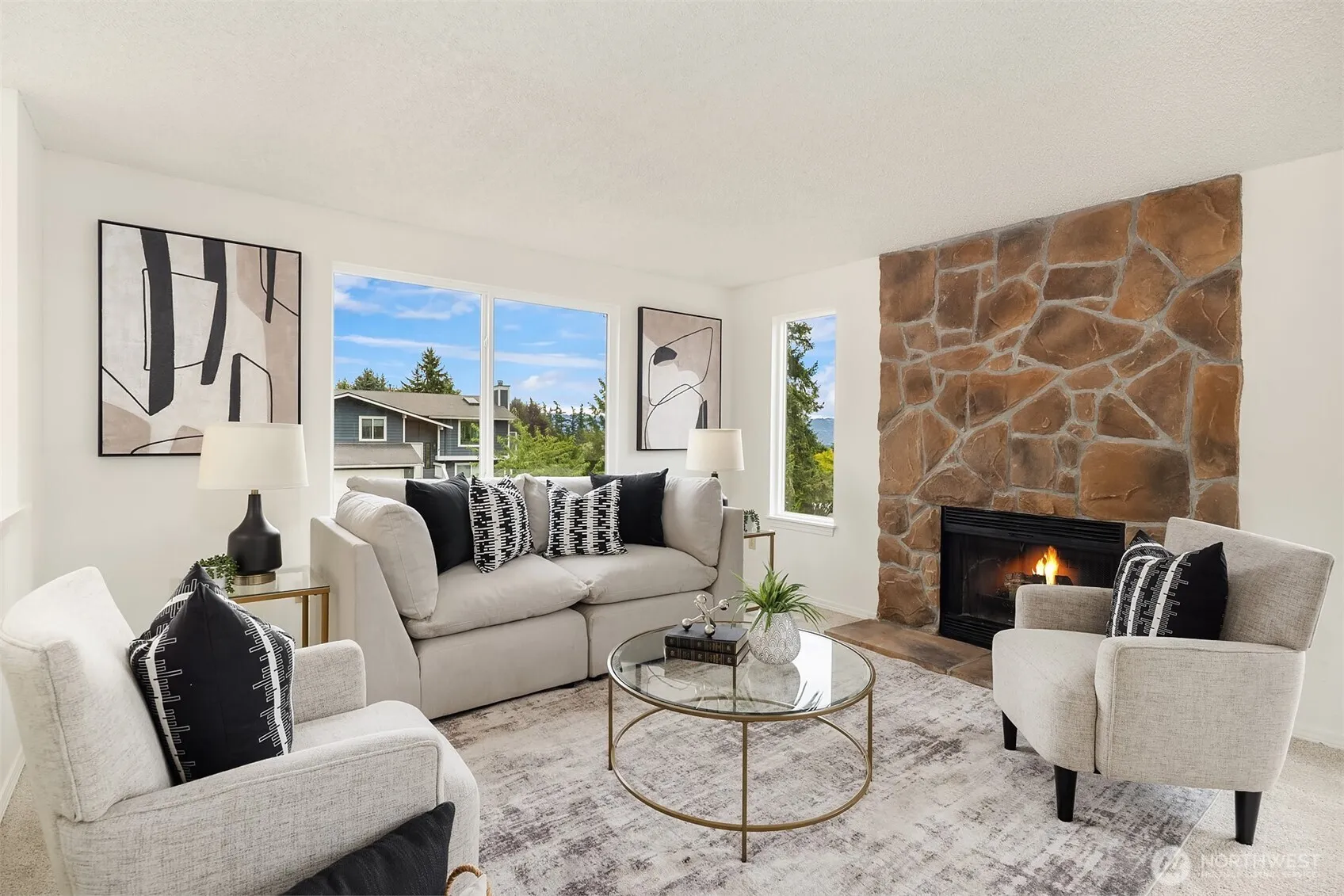 Property photo for 21006 Ne 18th Place, Sammamish photo 3
