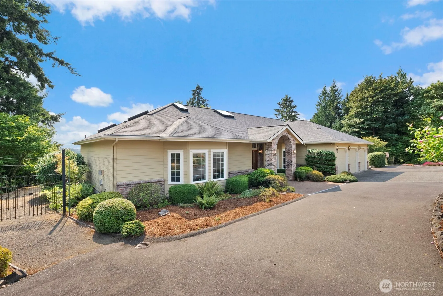 Property photo for 30 Se Dawnview Crest, Shelton photo 3