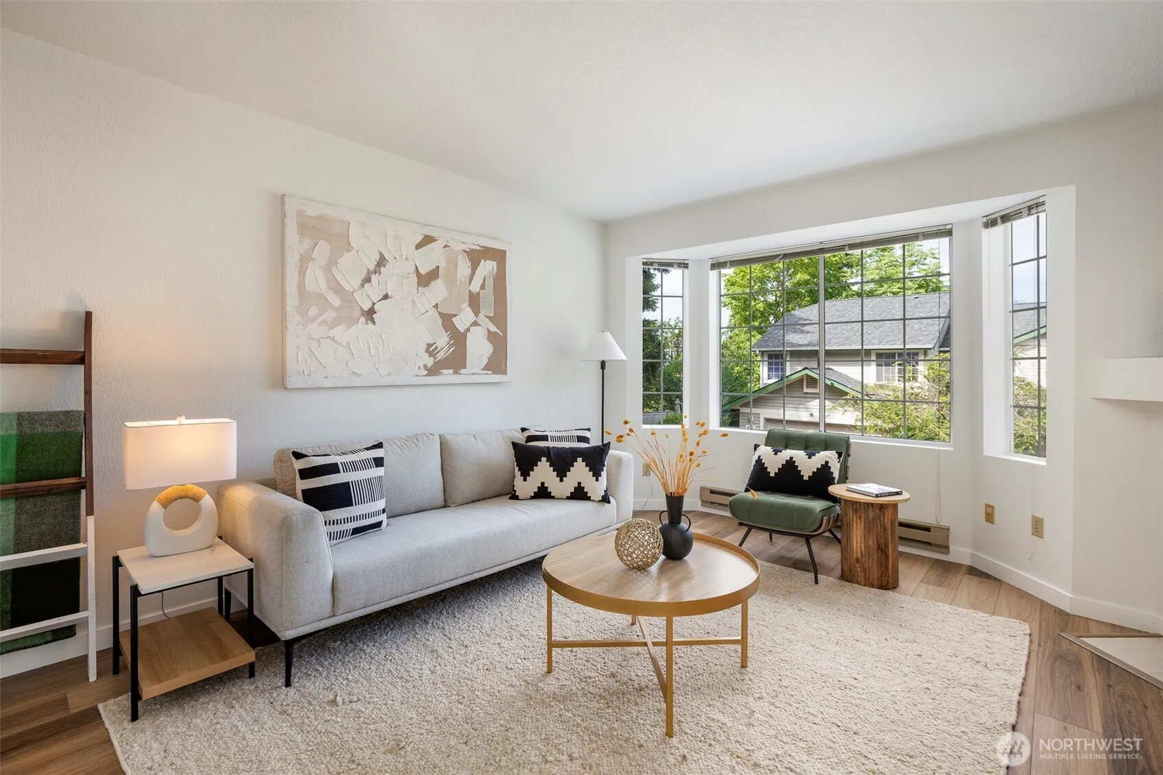 Property photo for 604 122nd Avenue Ne #3, Bellevue photo 4
