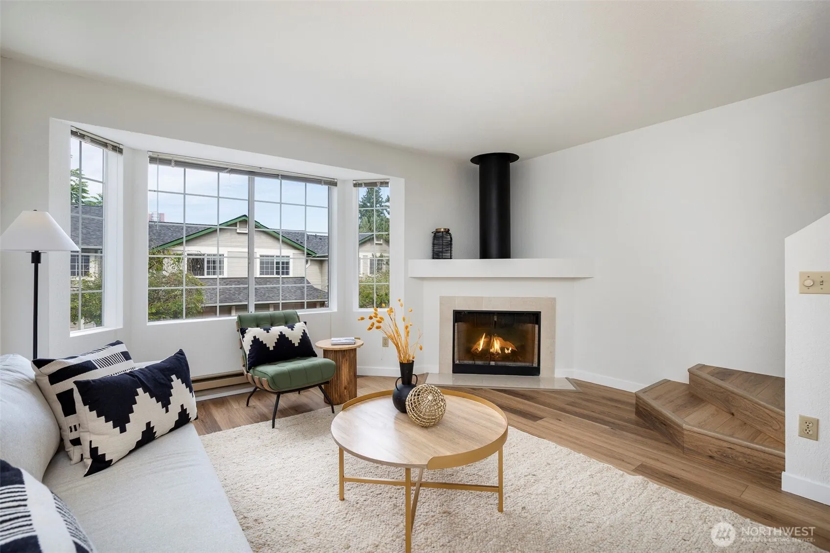 Property photo for 604 122nd Avenue Ne #3, Bellevue photo 5