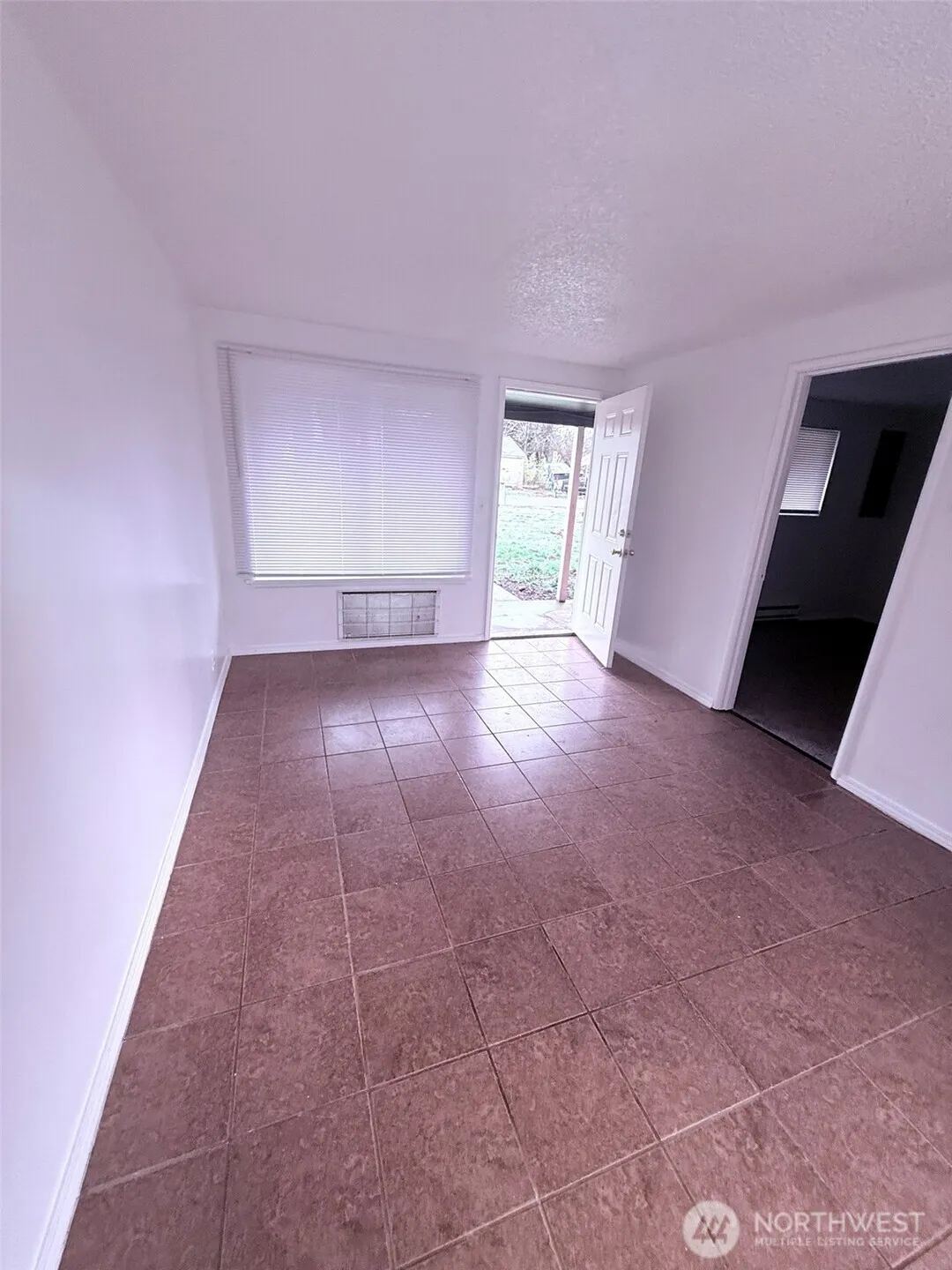 Property photo for 1644 120th Street S, Tacoma photo 3