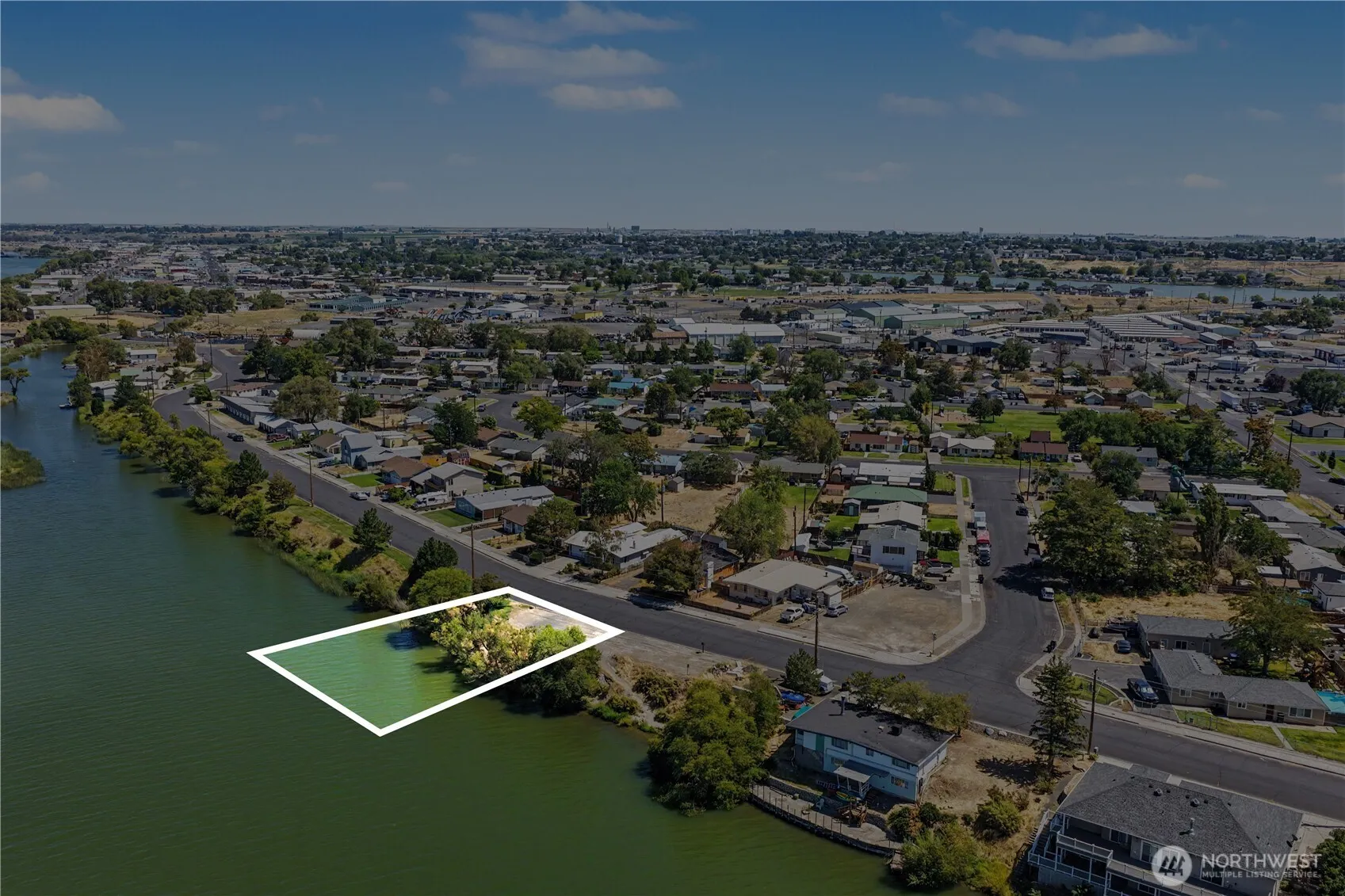 Property photo for 0 W Marina Drive, Moses Lake photo 2