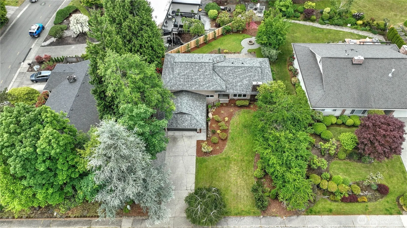 Property photo for 14837 Se Fairwood Boulevard, Renton photo 3