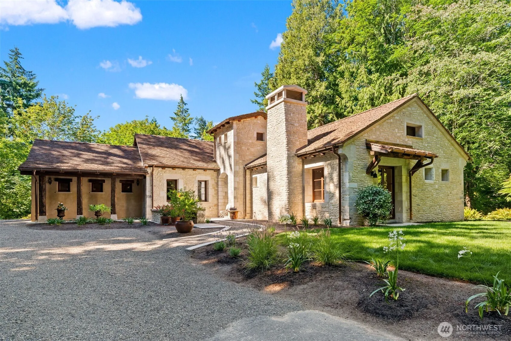 Property photo for 11008 N Deer Drive, Woodway