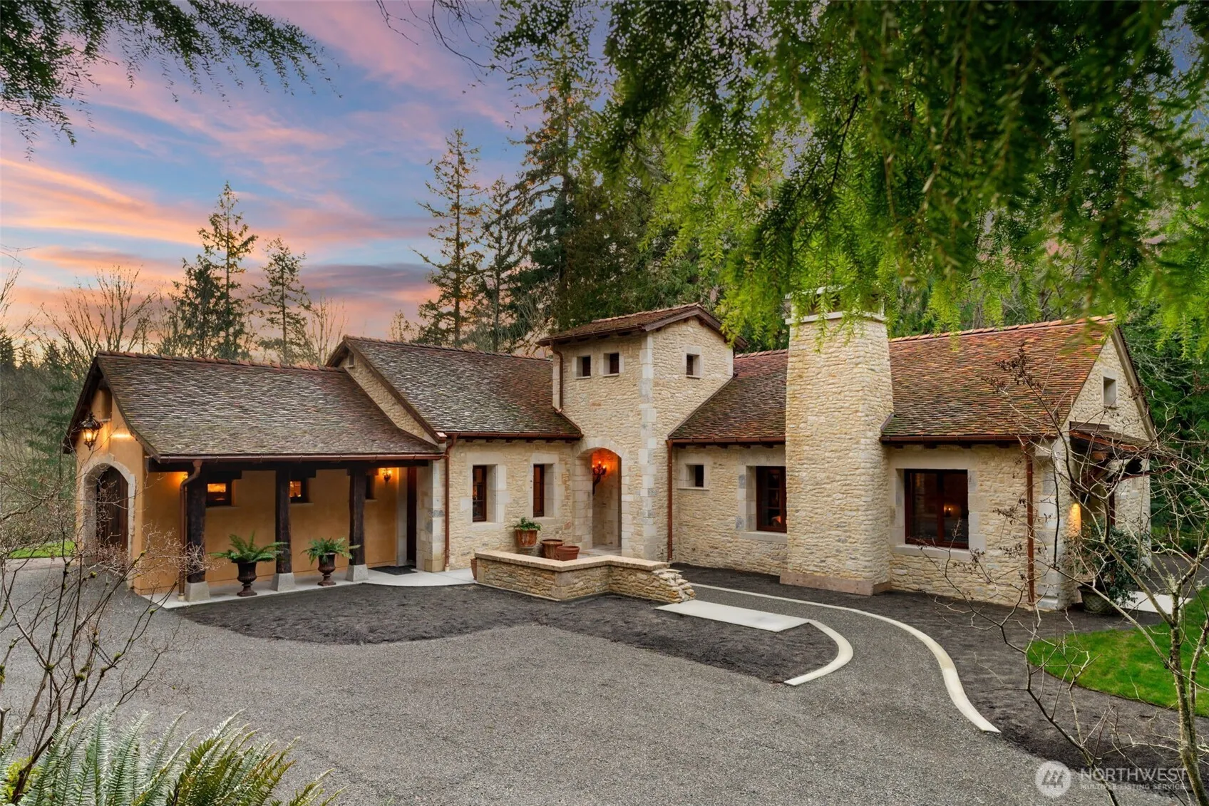 Property photo for 11008 N Deer Drive, Woodway