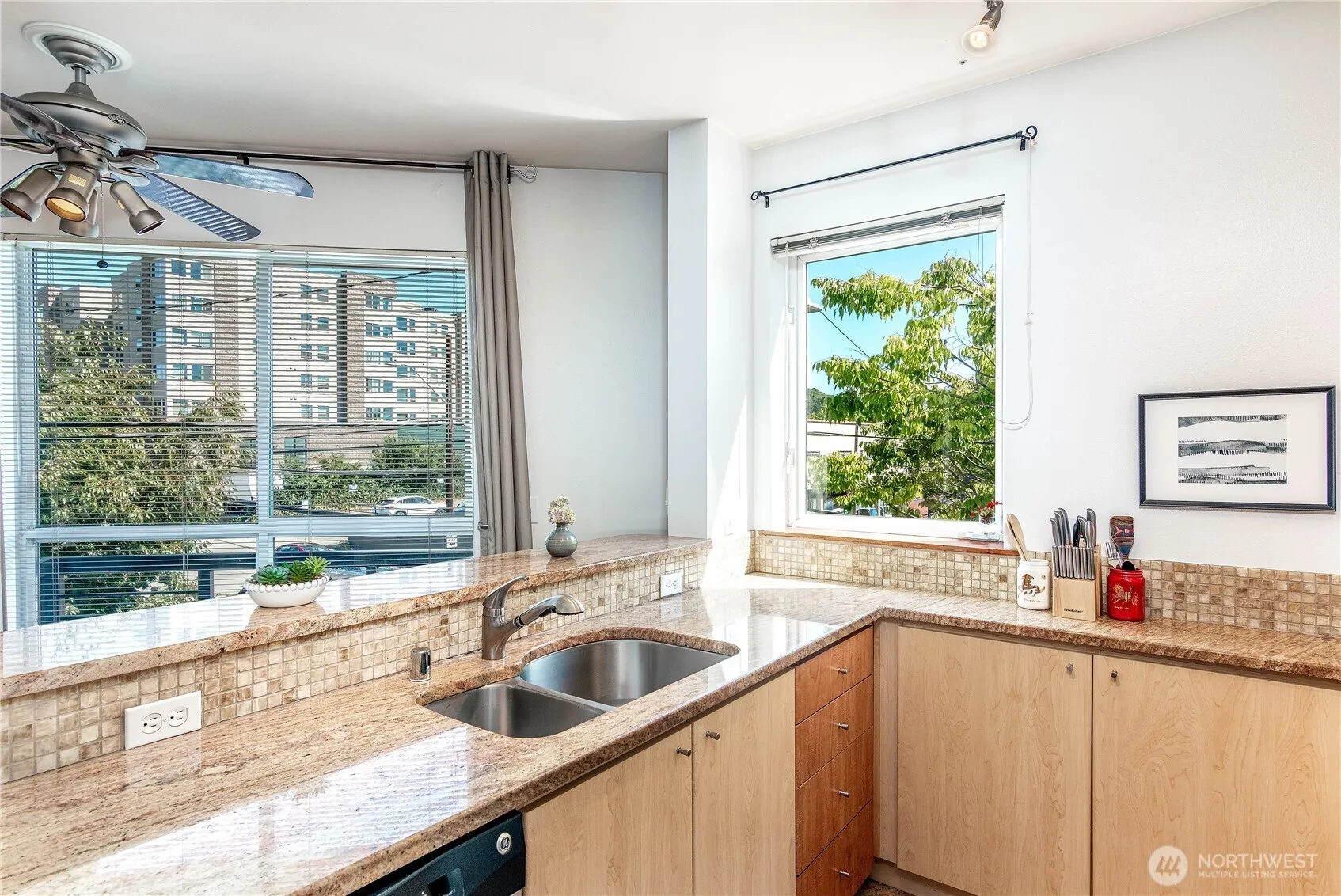 Property photo for 668 S Lane Street #314, Seattle photo 5