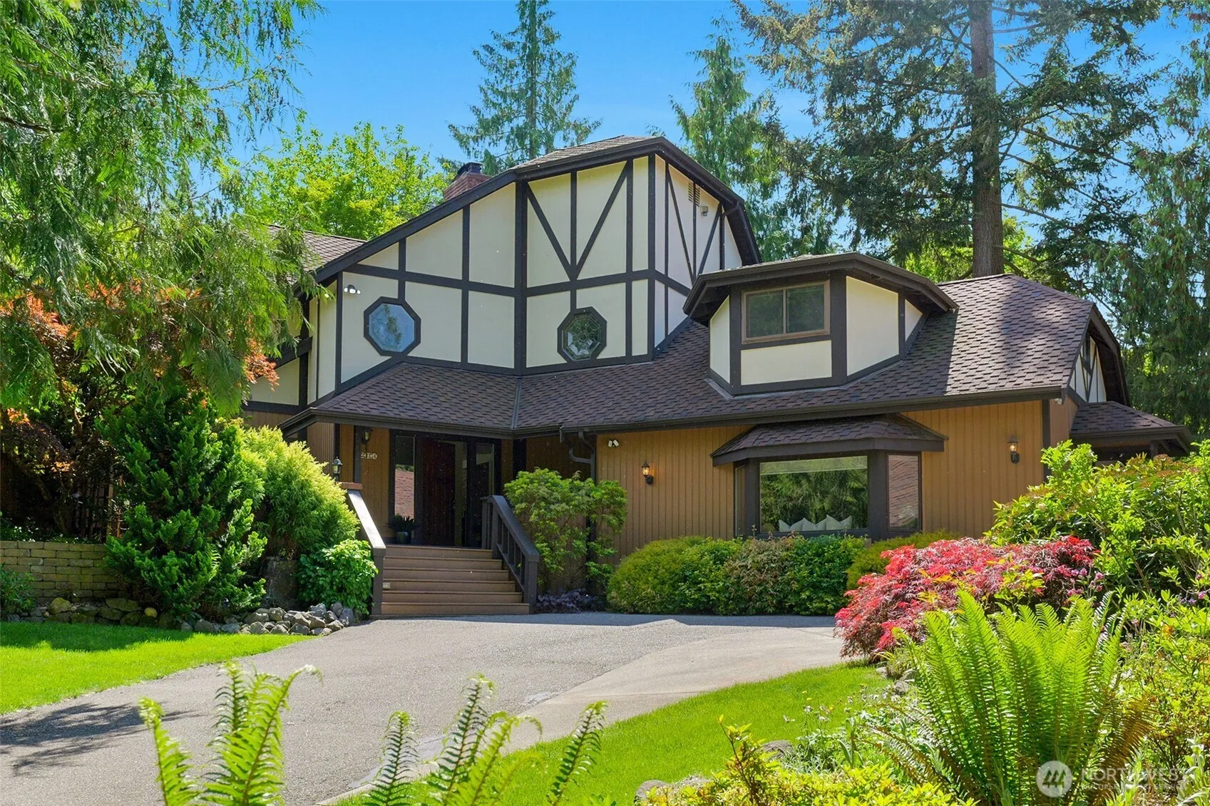 Property photo for 5204 178th Avenue E, Lake Tapps photo 2