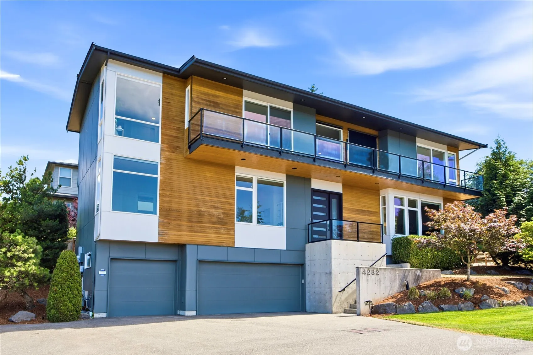 Property photo for 4282 131st Place Se, Bellevue