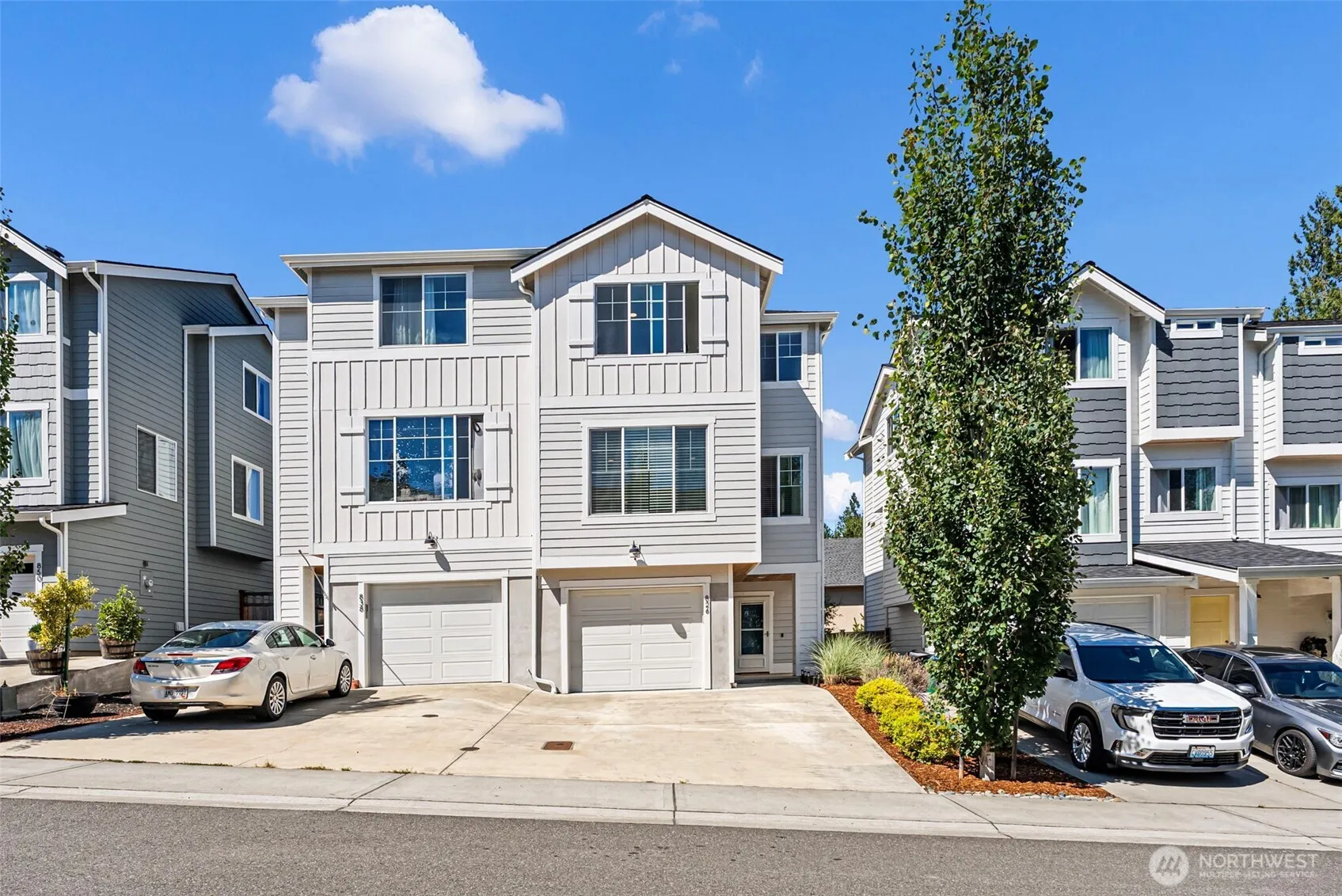 Property photo for 826 Nw Highgarden Drive, Bremerton photo 2